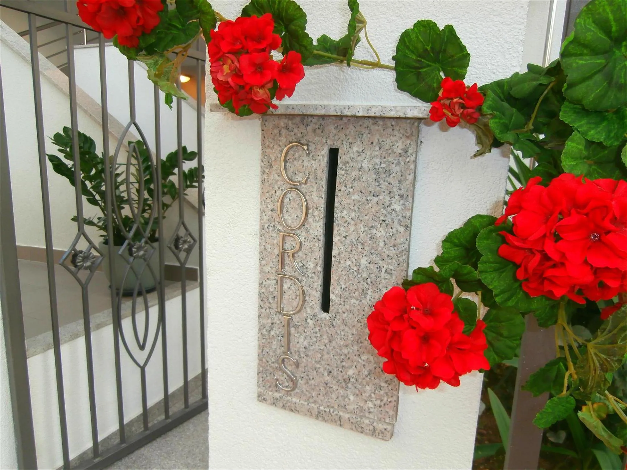 Facade/entrance in Apartments Cordis