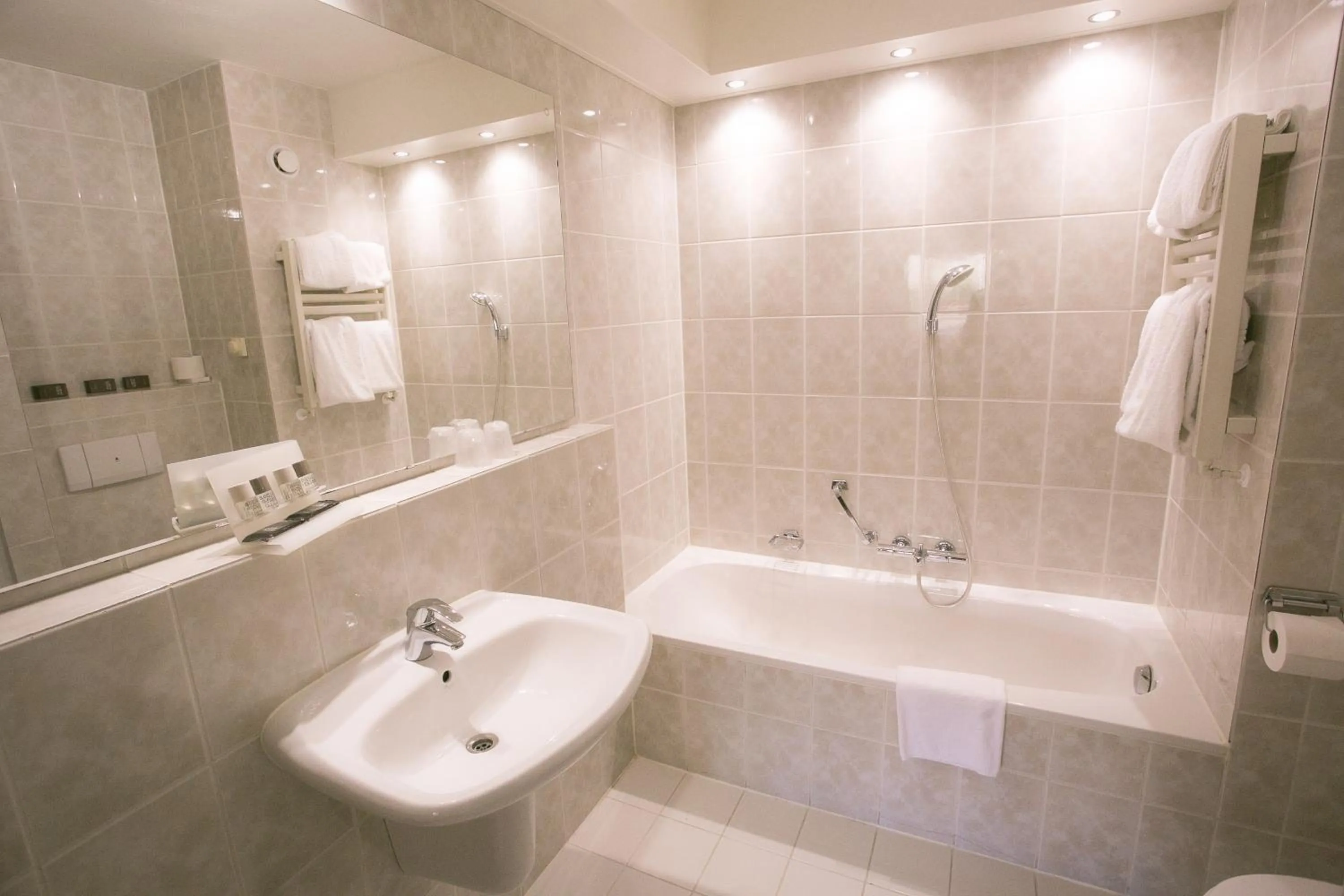 Van der Valk Hotel Avifauna