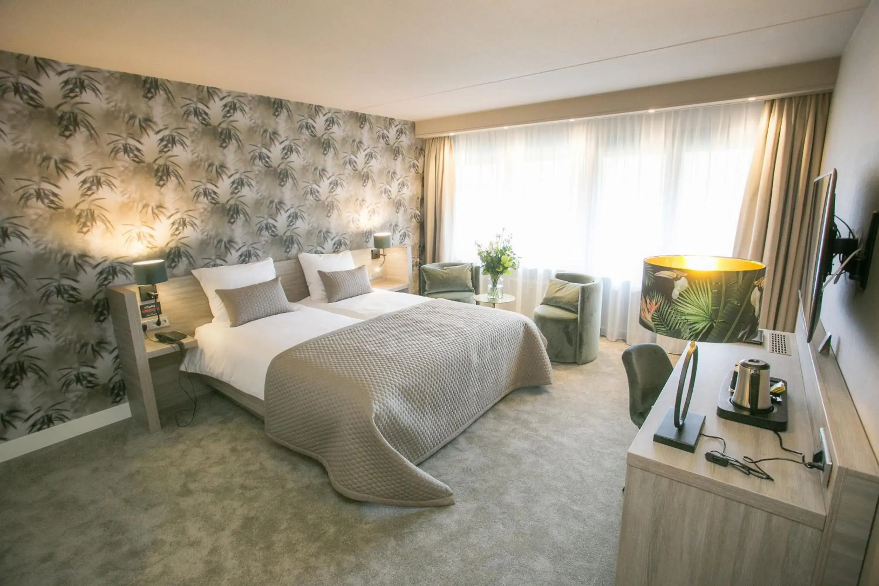 Comfort Double Room with Balcony in Van der Valk Hotel Avifauna Comfort Double Room with Balcony in Van der Valk Hotel Avifauna