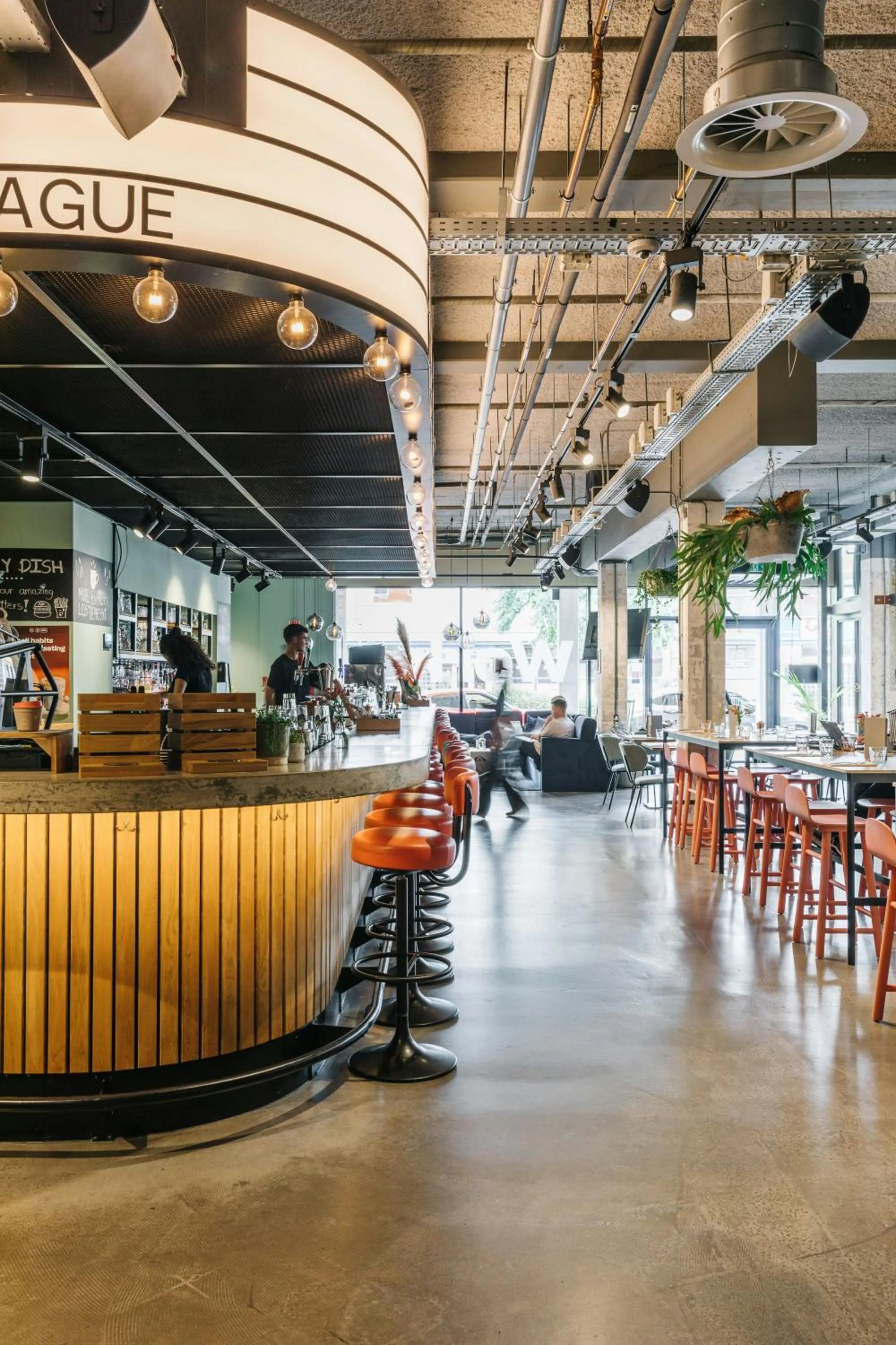 Restaurant/places to eat in The Social Hub The Hague