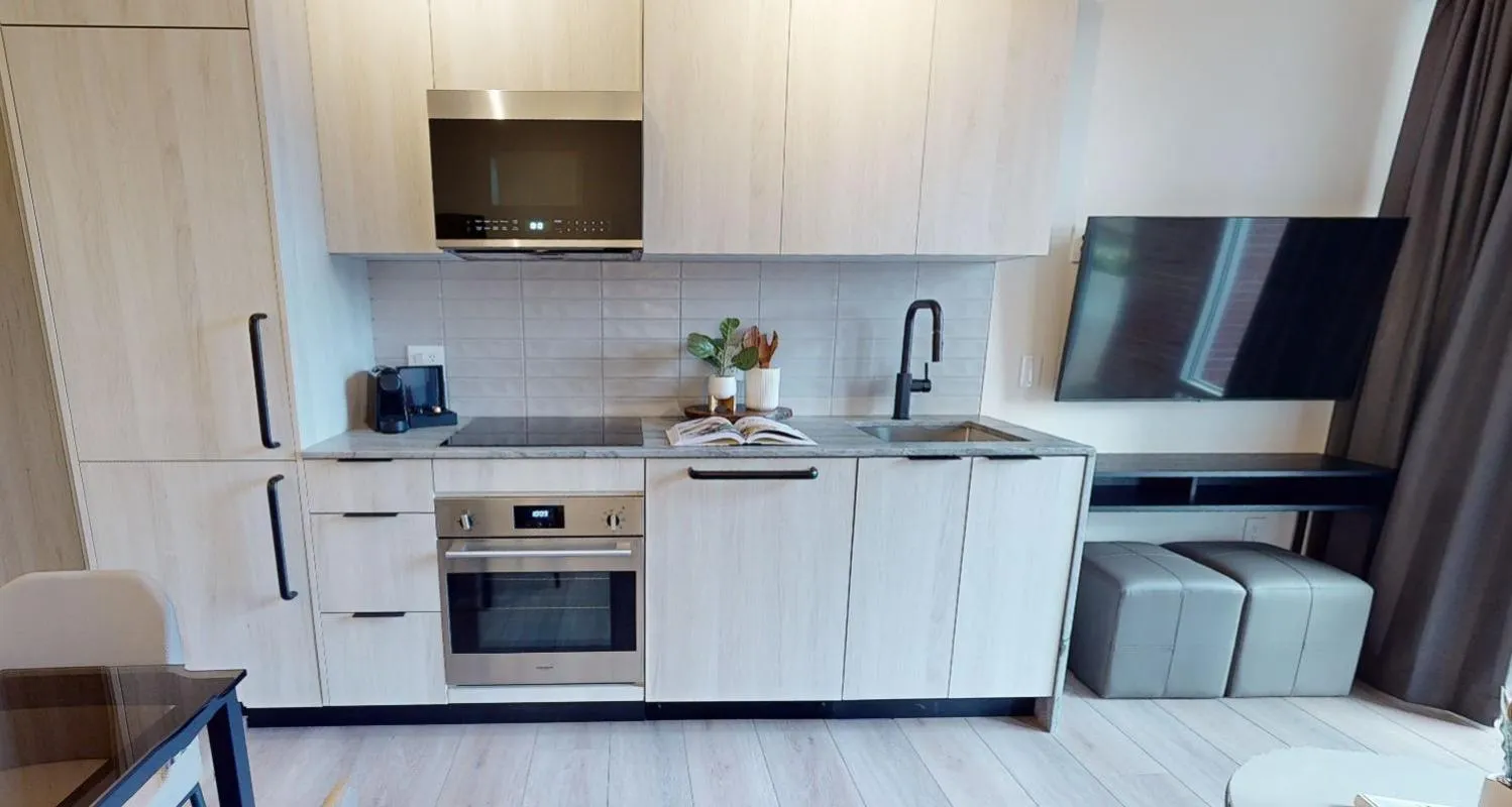 kitchen in Steveston Waterfront Hotel