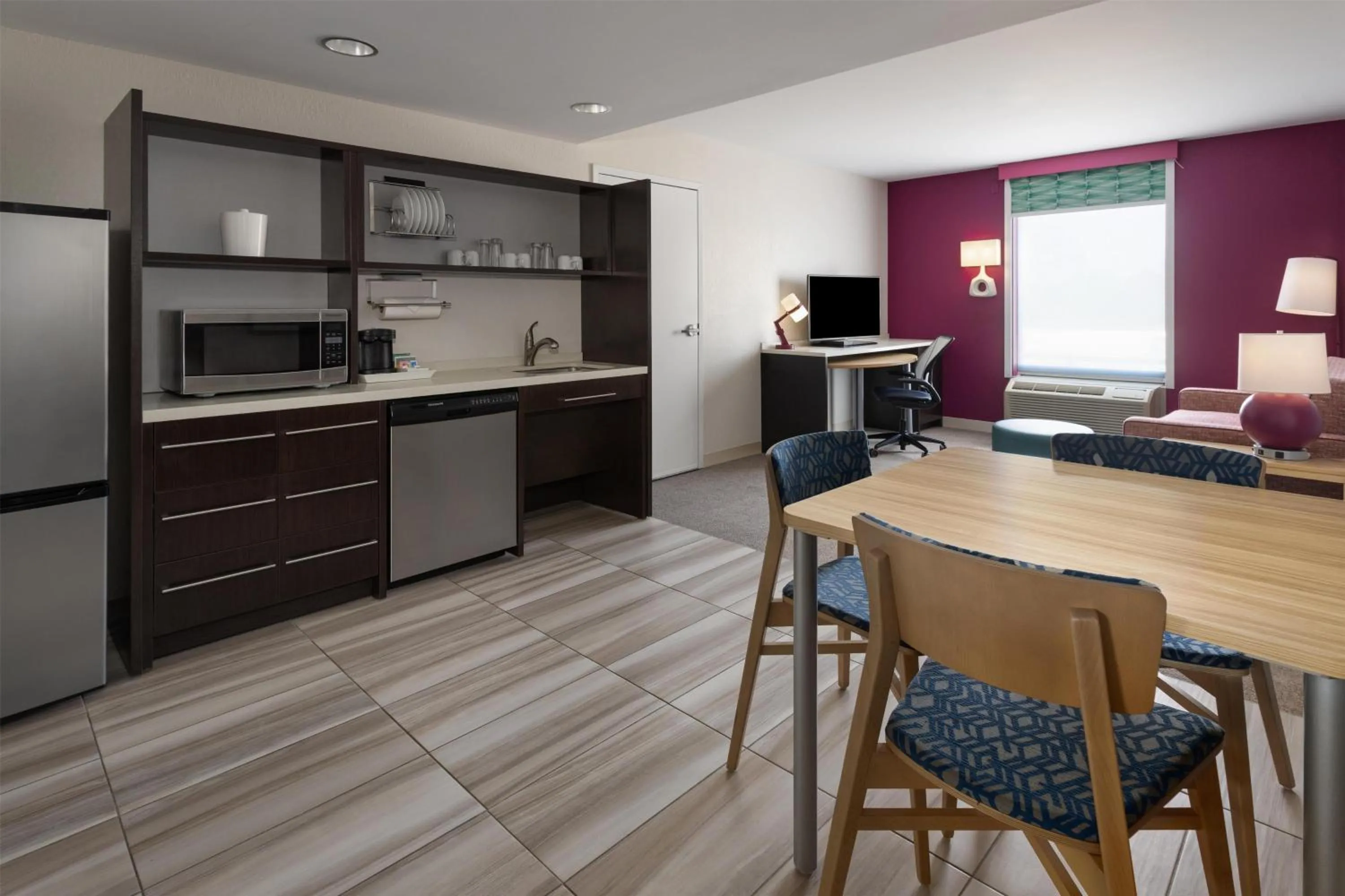 Living room in Home2 Suites Dover