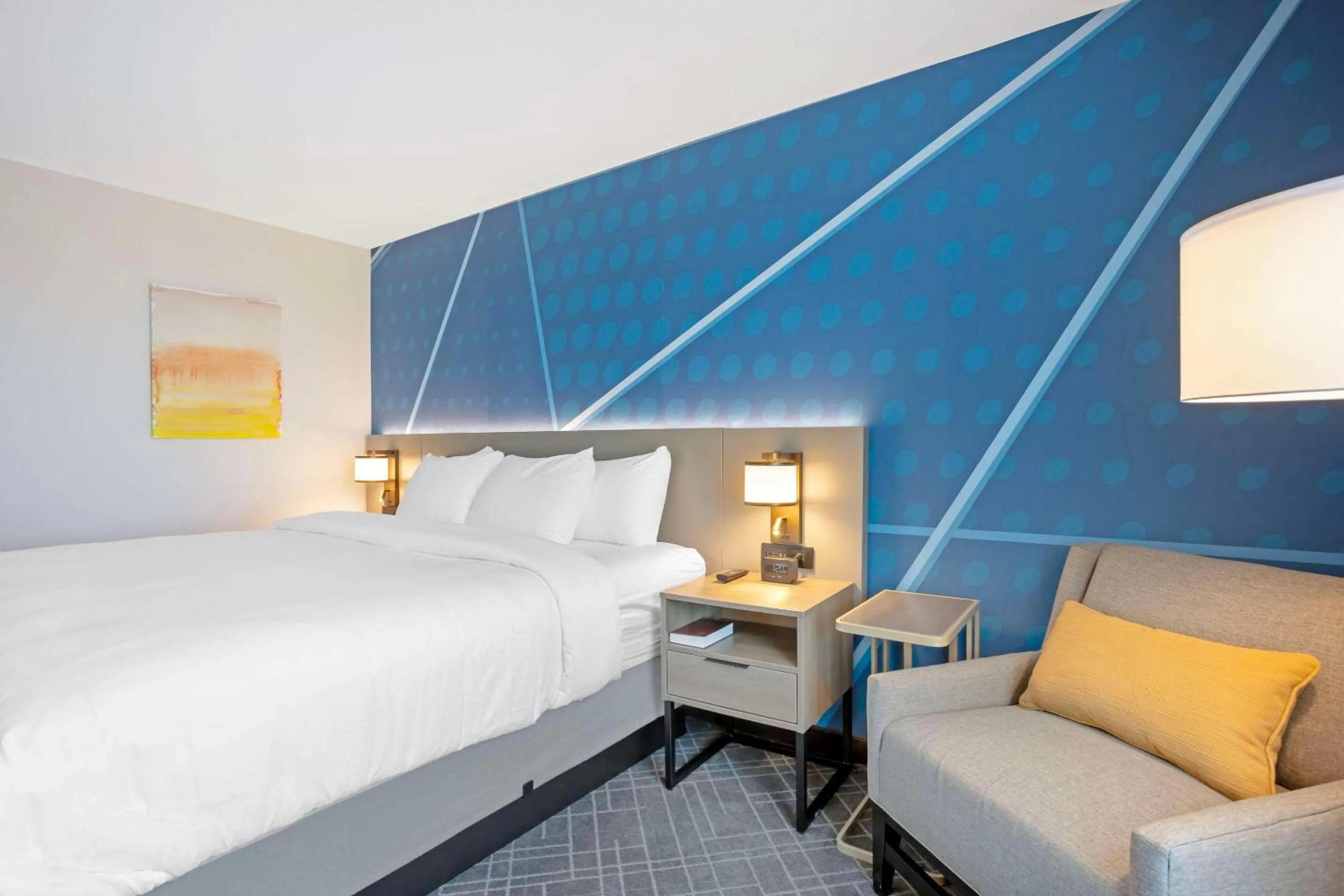 Bedroom, Bed in Comfort Inn & Suites Mountain Grove US-60