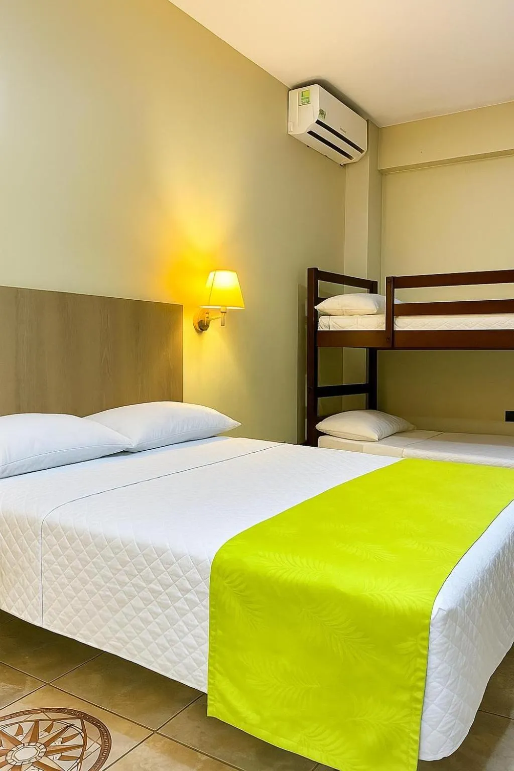 Bedroom, Bed in HOTEL MANTA BEACH MADRIGAL