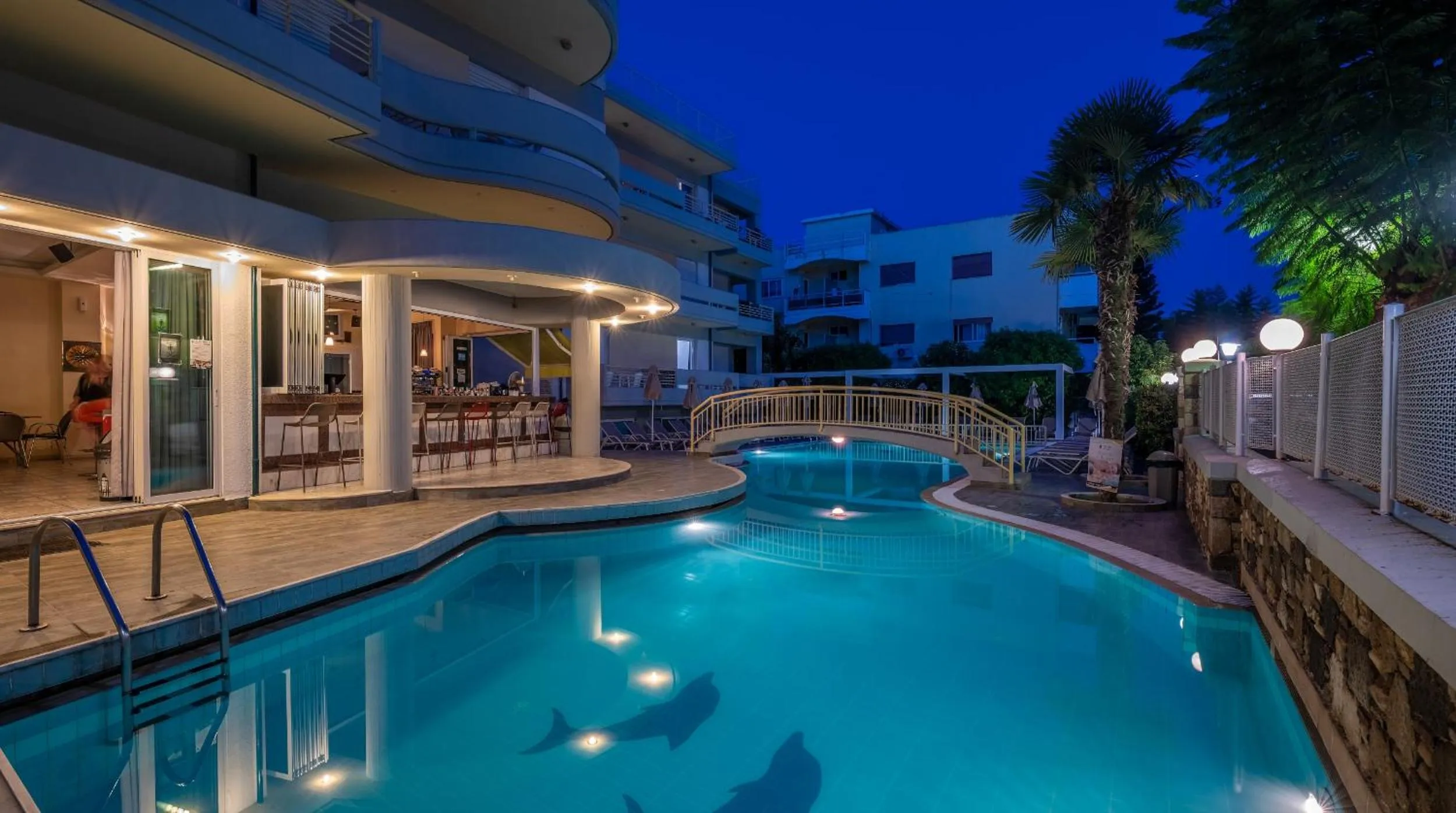 Swimming pool in Angela