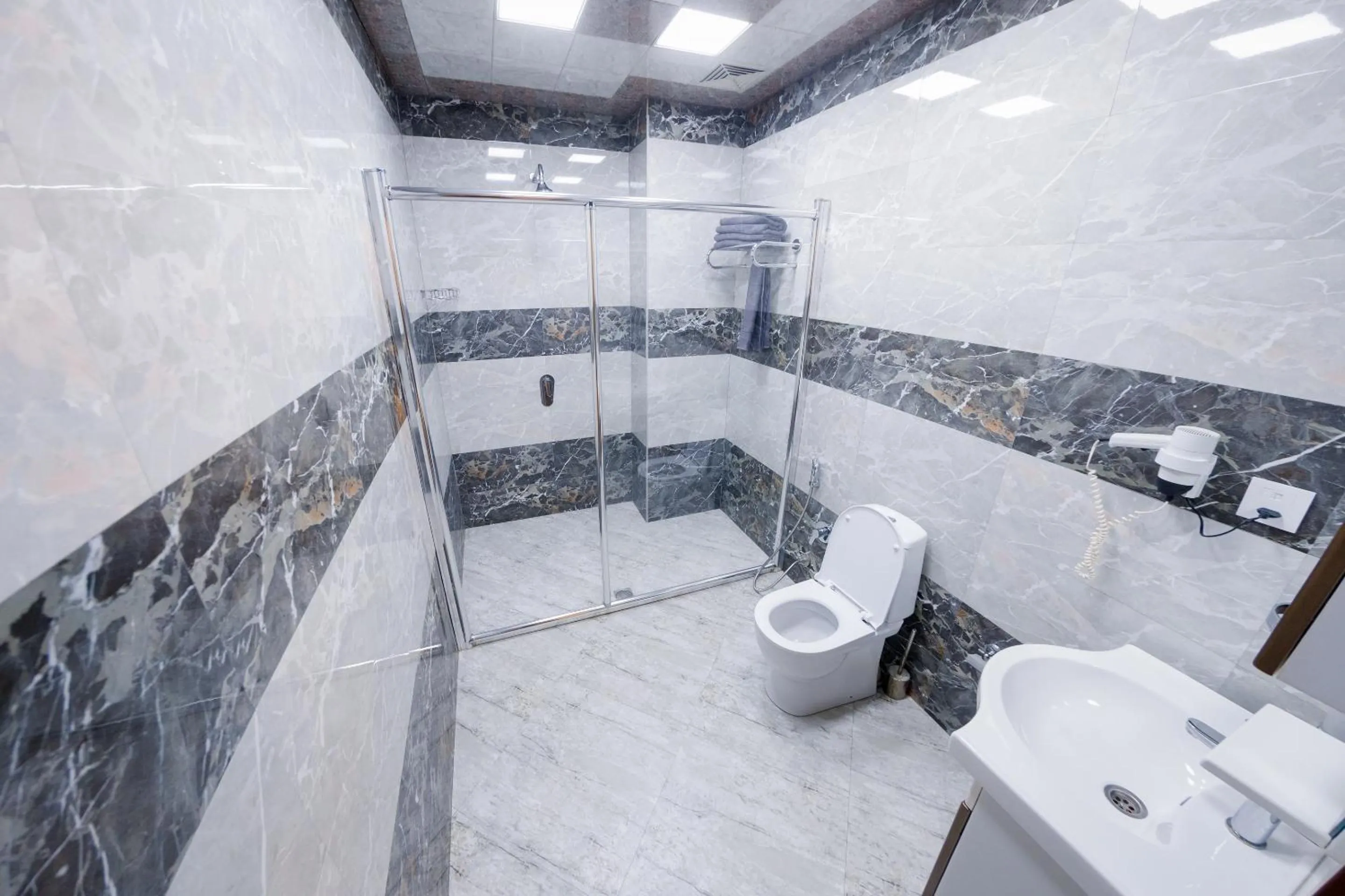 Shower in Royal Sapphire Baku