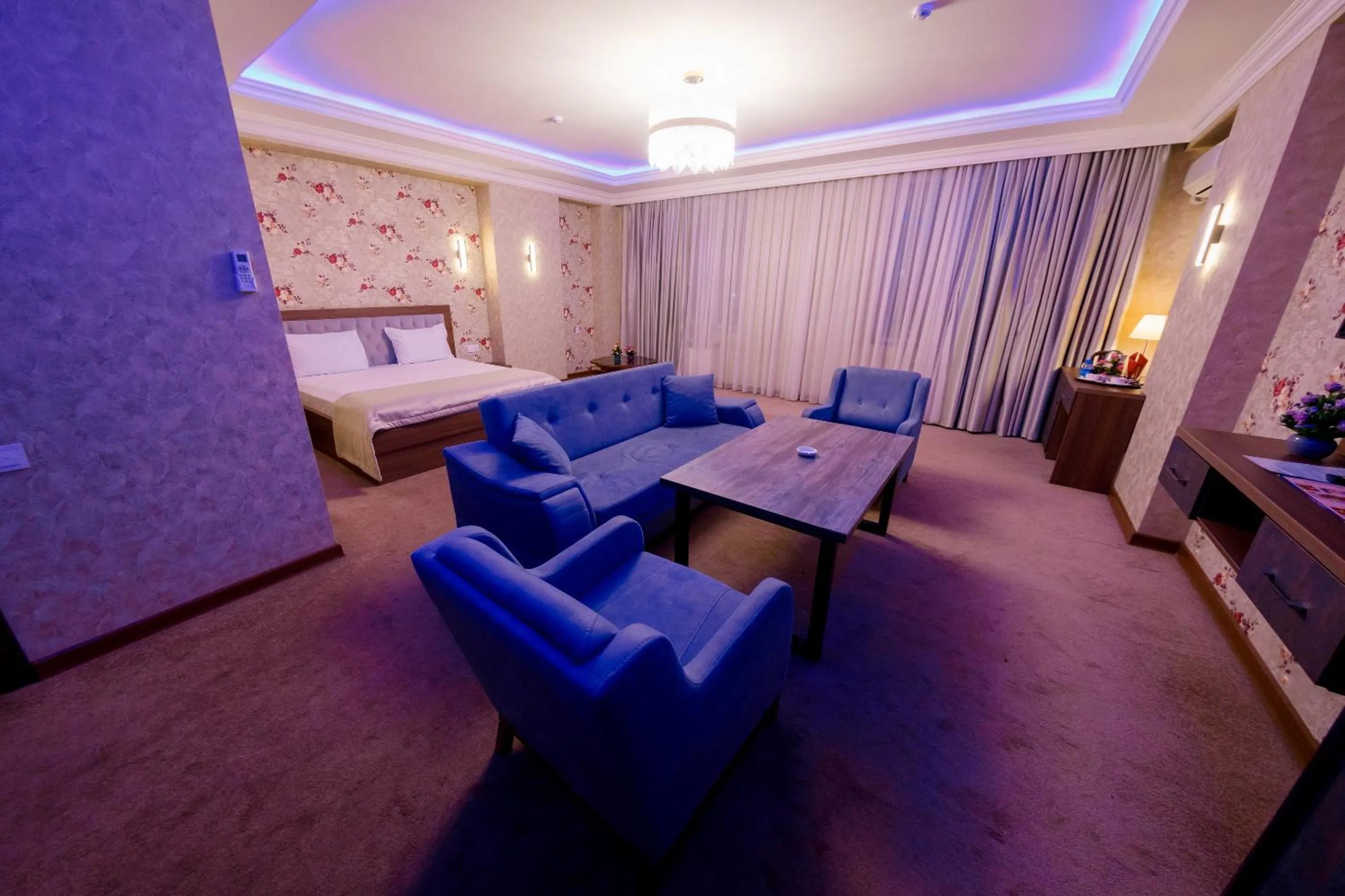 Bed in Royal Sapphire Baku