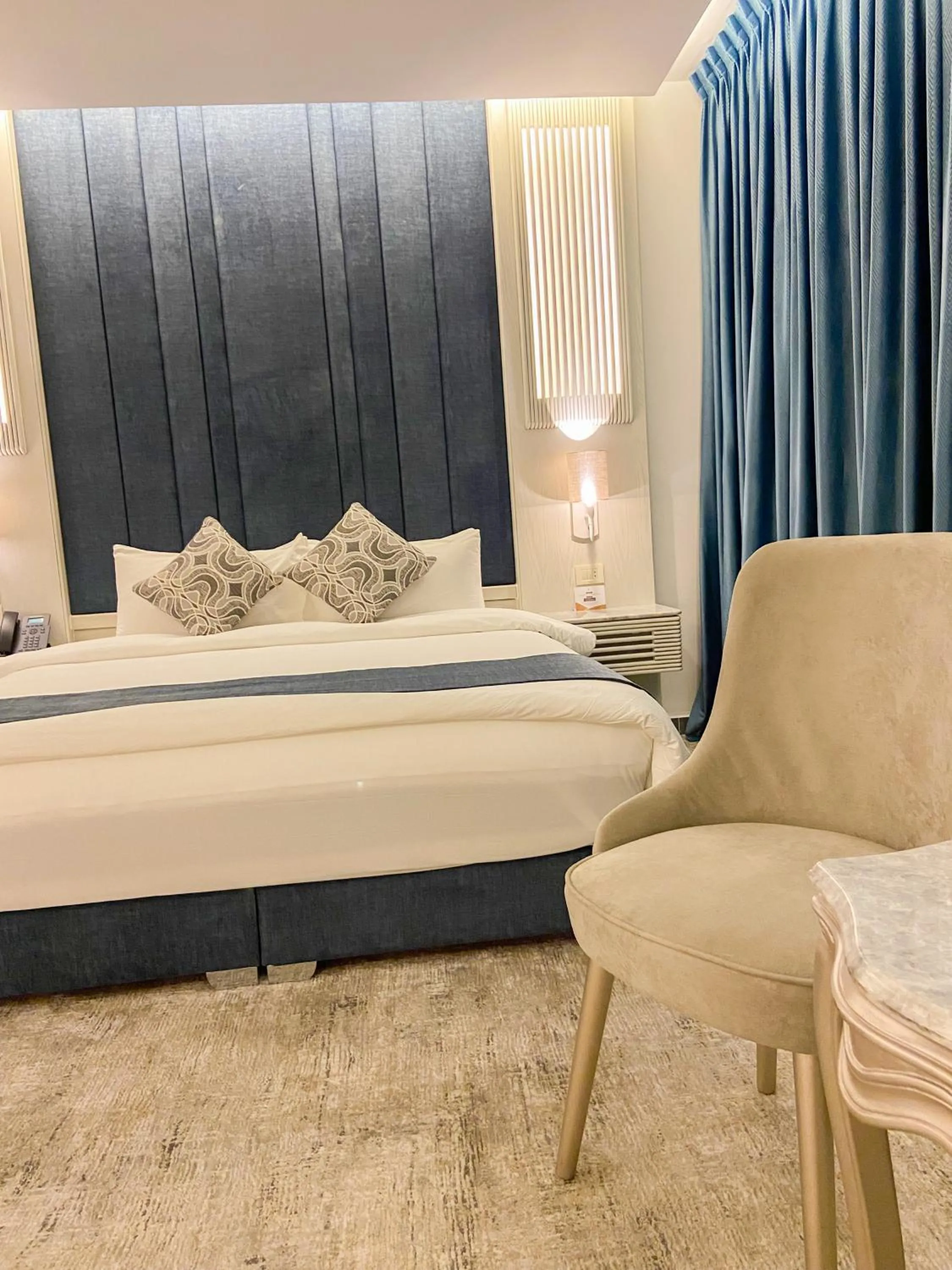 Bedroom, Bed in Rival Hotel Amman