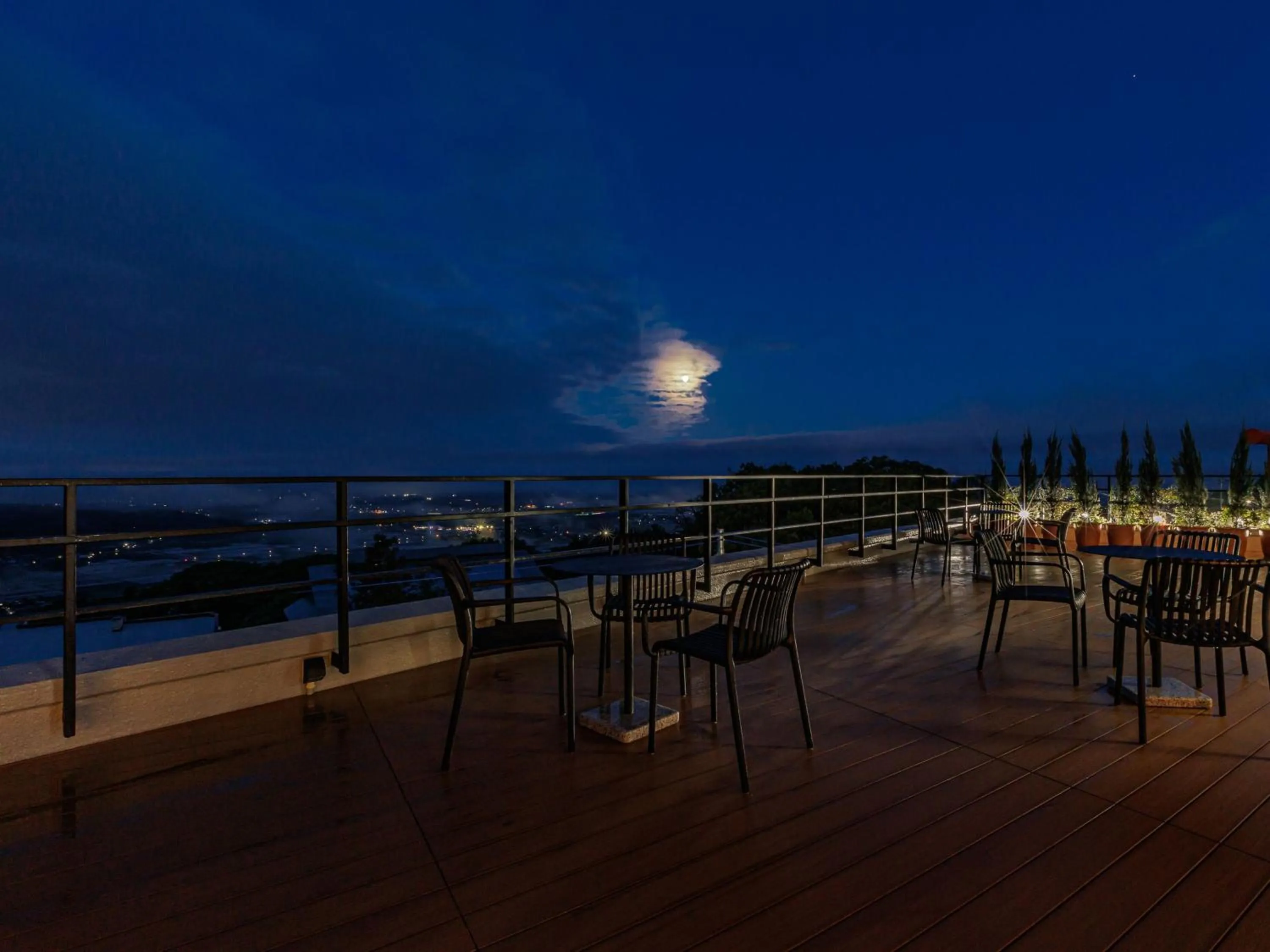 Night in Kamenoi Hotel Tsukubasan