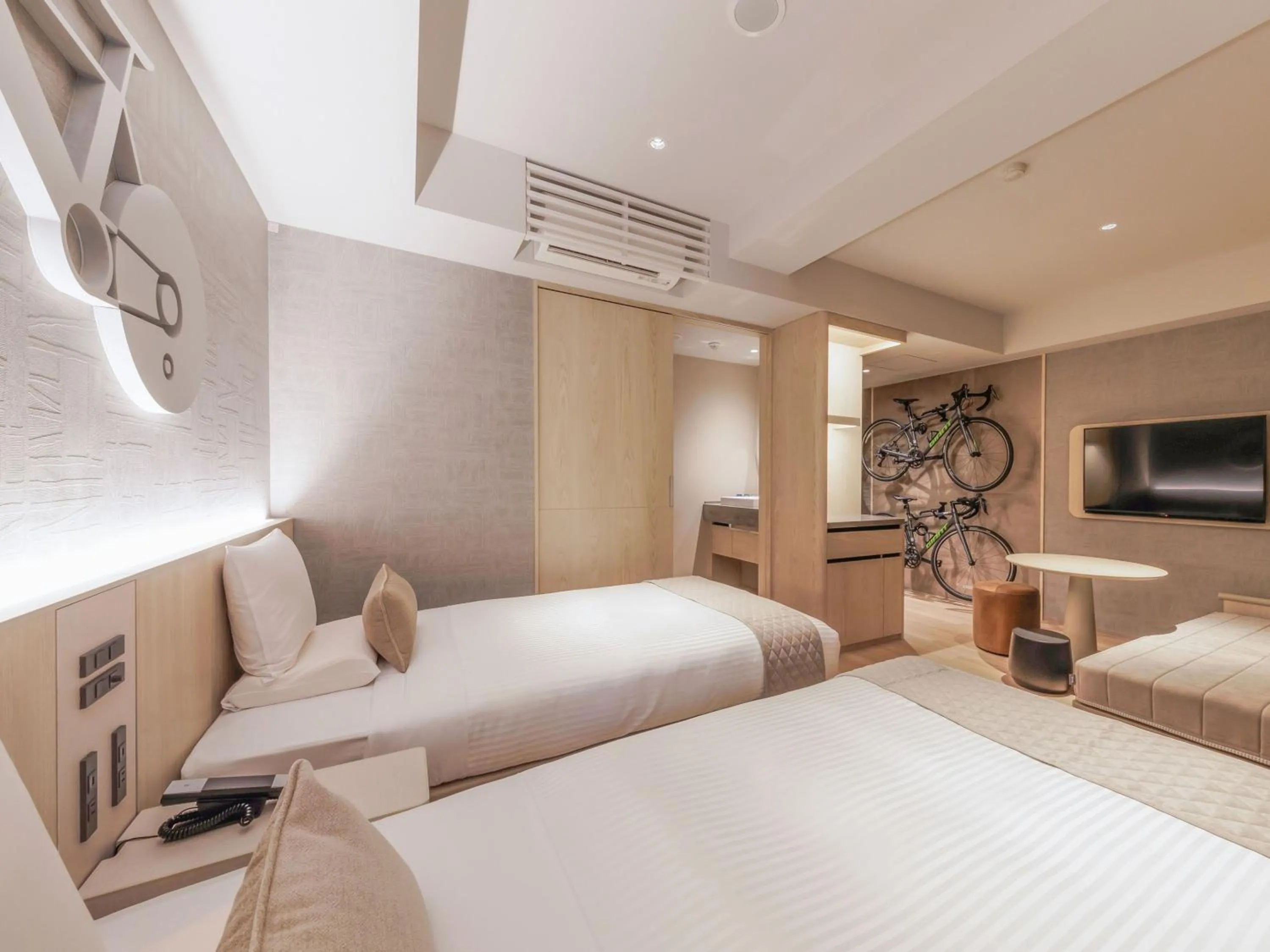 Photo of the whole room, Bed in Kamenoi Hotel Tsukubasan