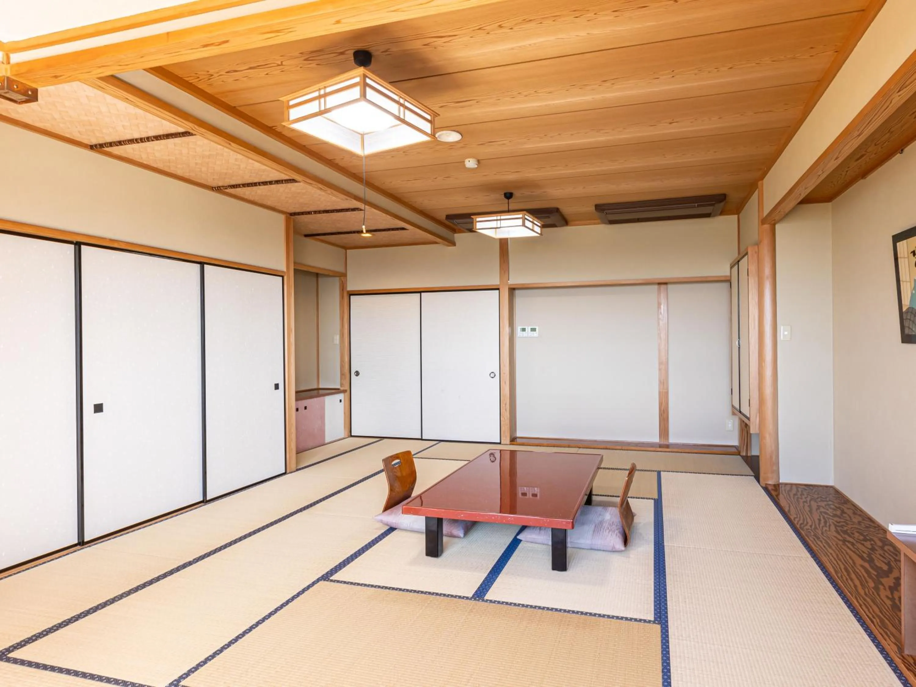 Photo of the whole room in Kamenoi Hotel Tsukubasan