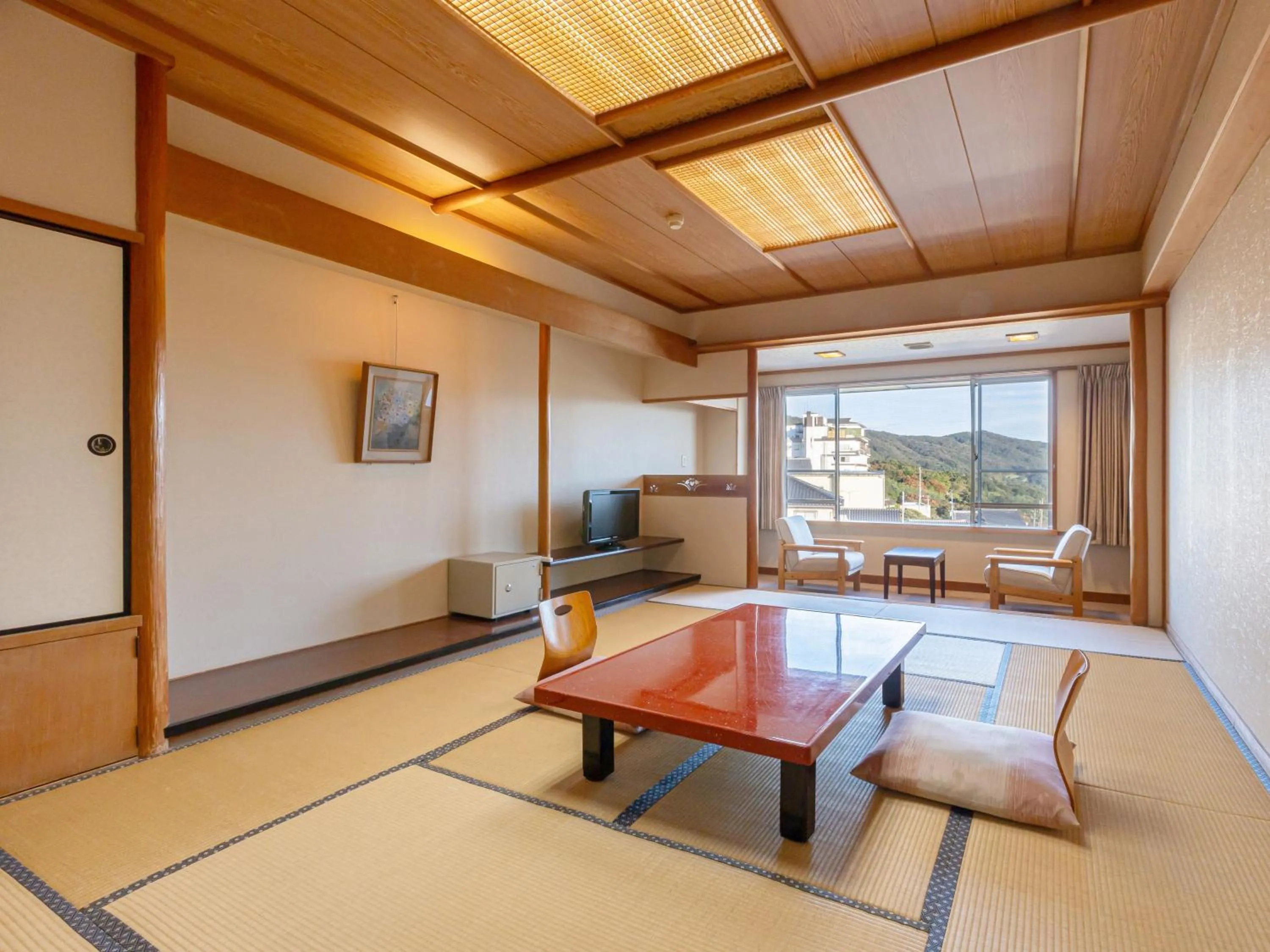 Photo of the whole room in Kamenoi Hotel Tsukubasan