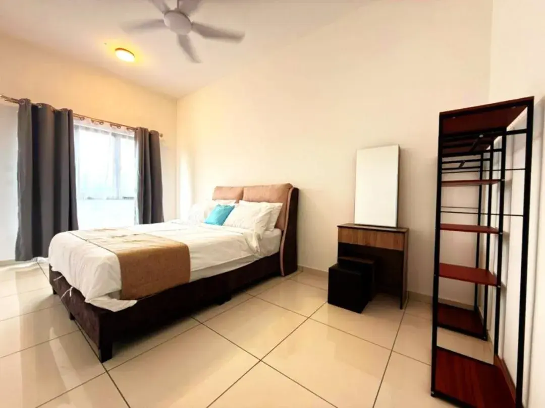 Comfort 3 Bedroom Suites in The Horizon by MyKey Comfort 3 Bedroom Suites in The Horizon by MyKey