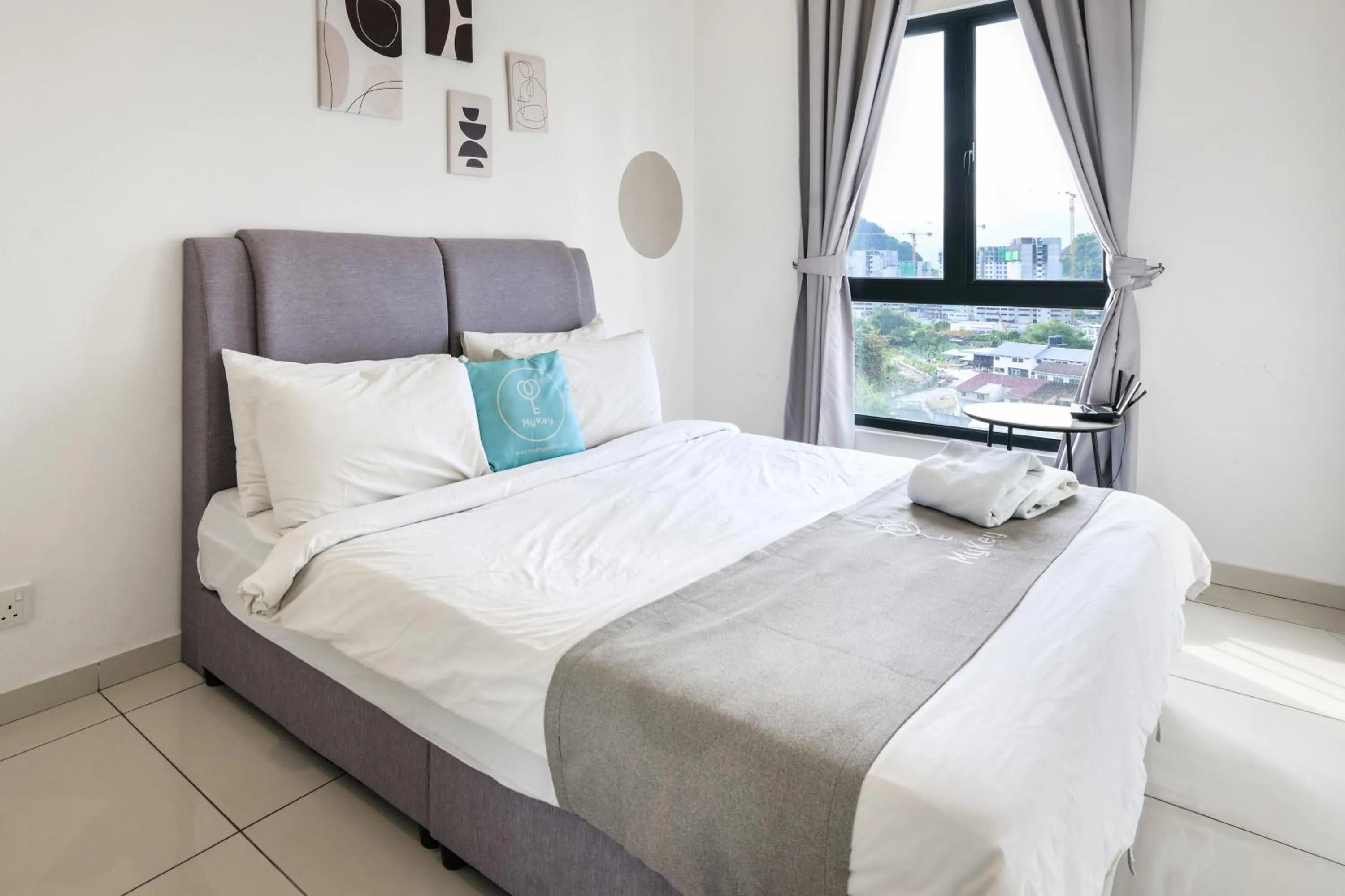 Cozy 2 Bedroom Suites in The Horizon by MyKey