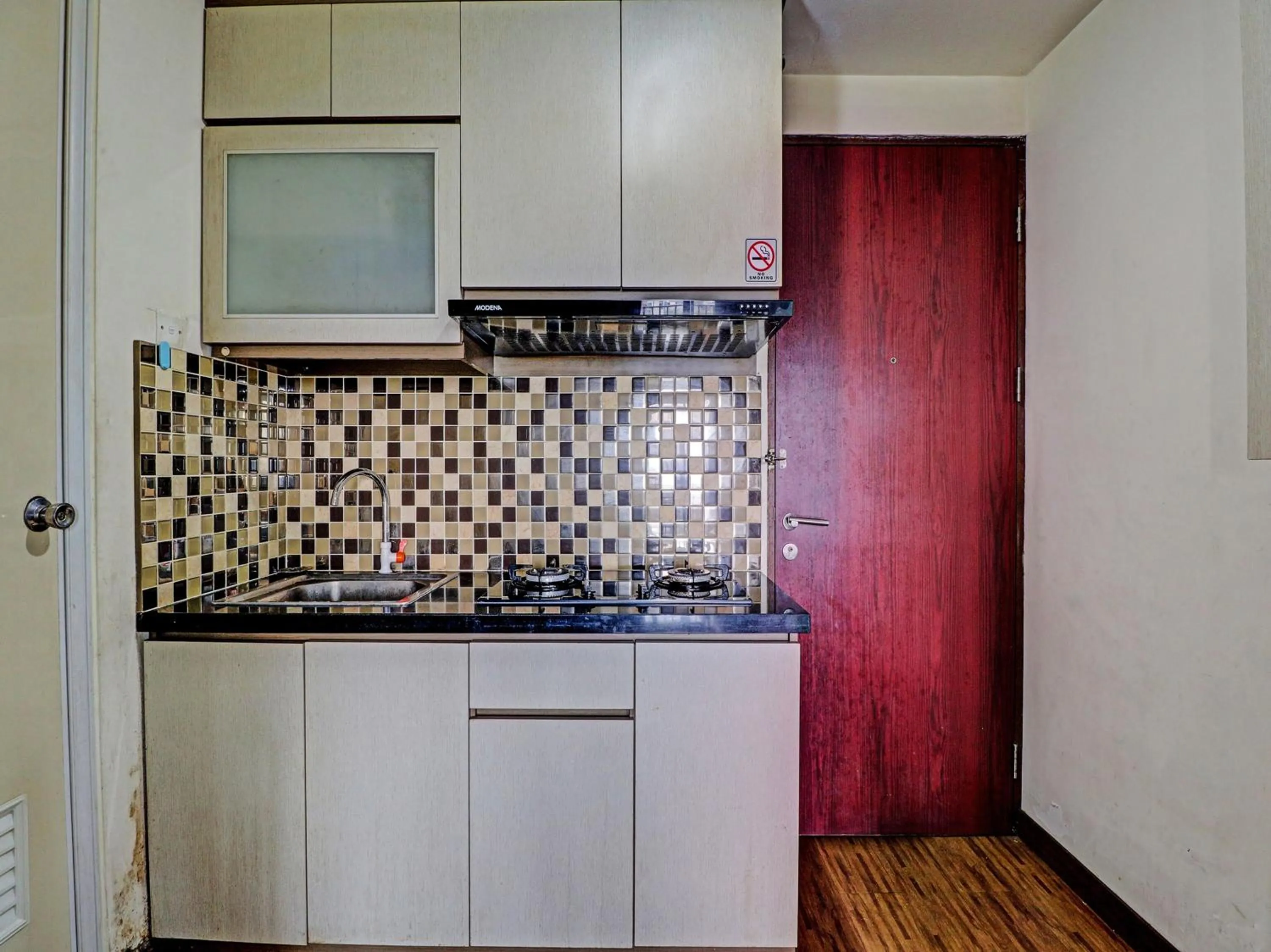 Bedroom in OYO Life 92735 Apartemen Tamansari Panoramic By Santuy