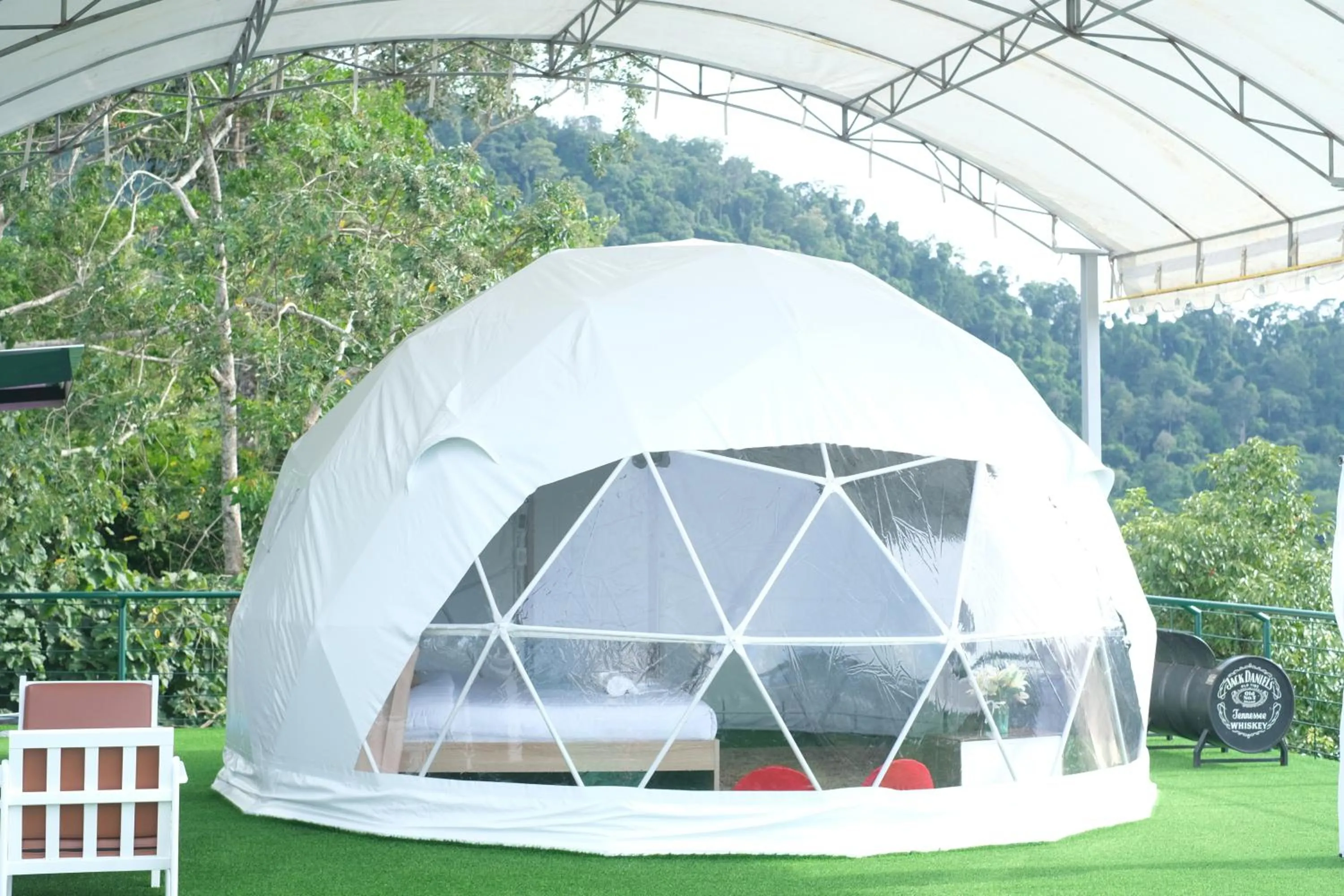 Guests in Bangmara Hill