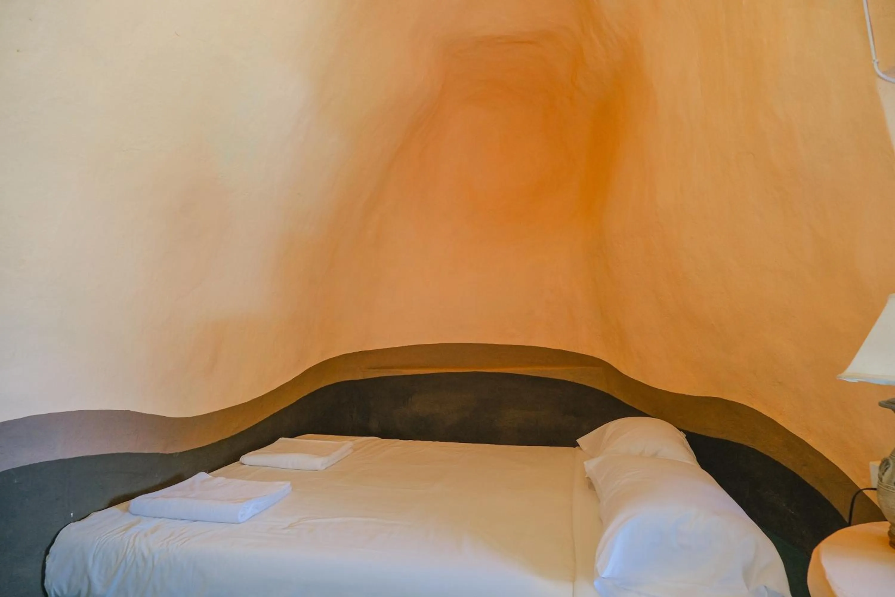 Bed in Bangmara Hill