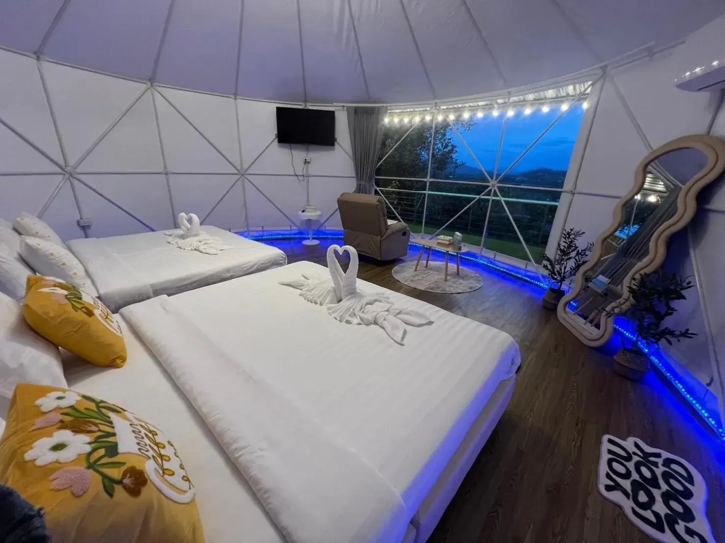 Family Room with Mountain View in Bangmara Hill Family Room with Mountain View in Bangmara Hill