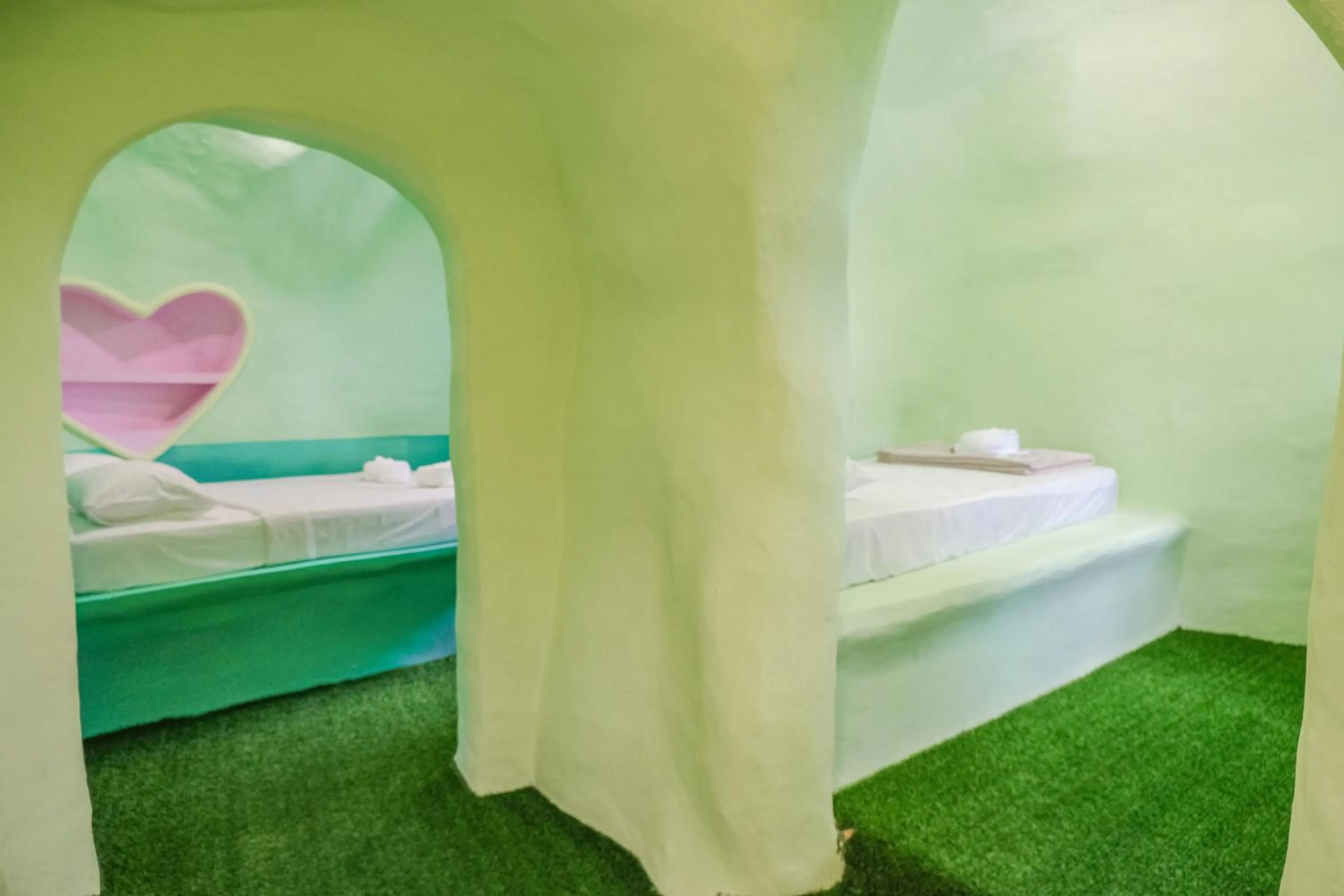 Bedroom, Bed in Bangmara Hill