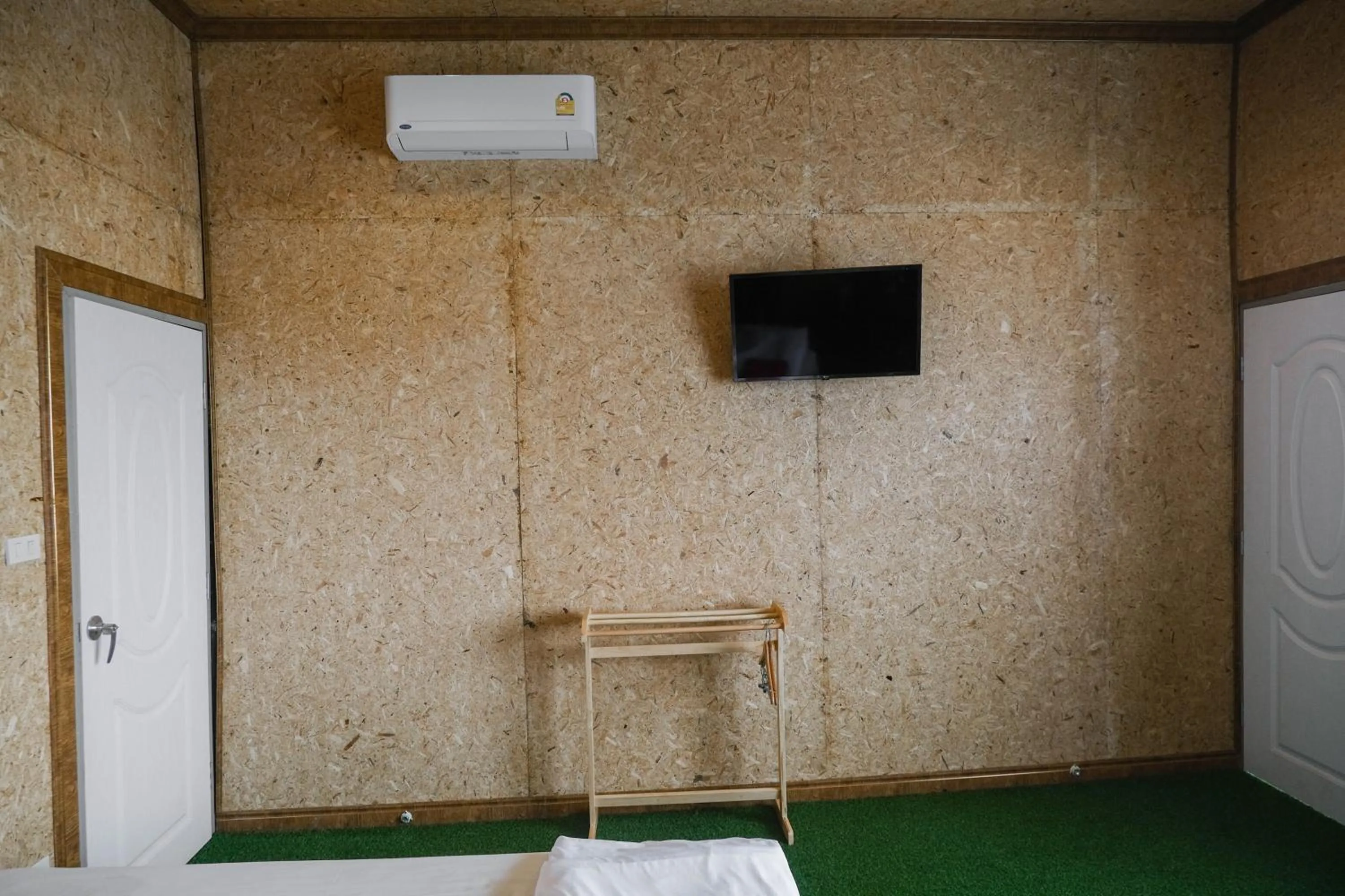 air conditioner in Bangmara Hill