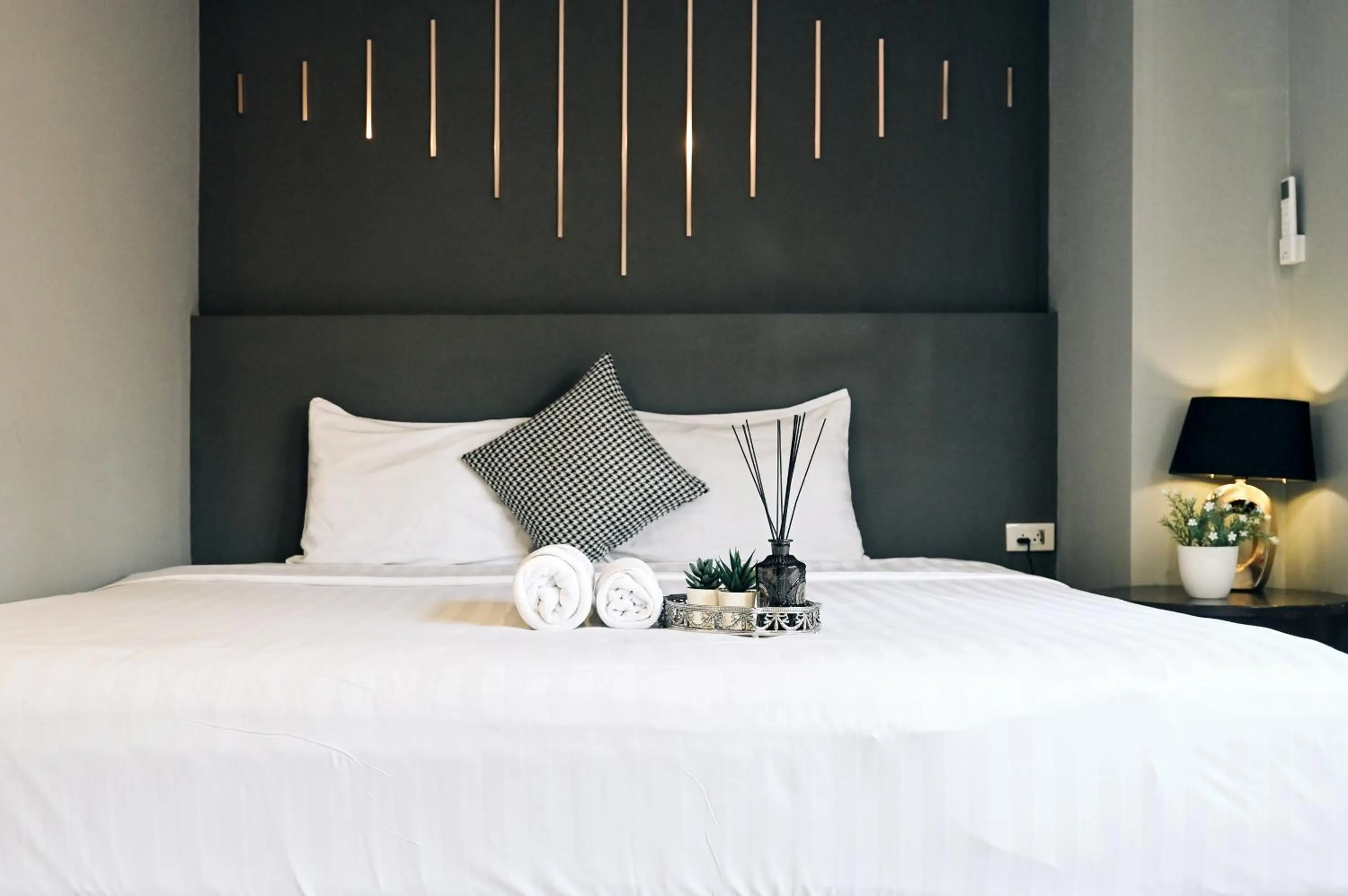 Bed in Tori crown hotel