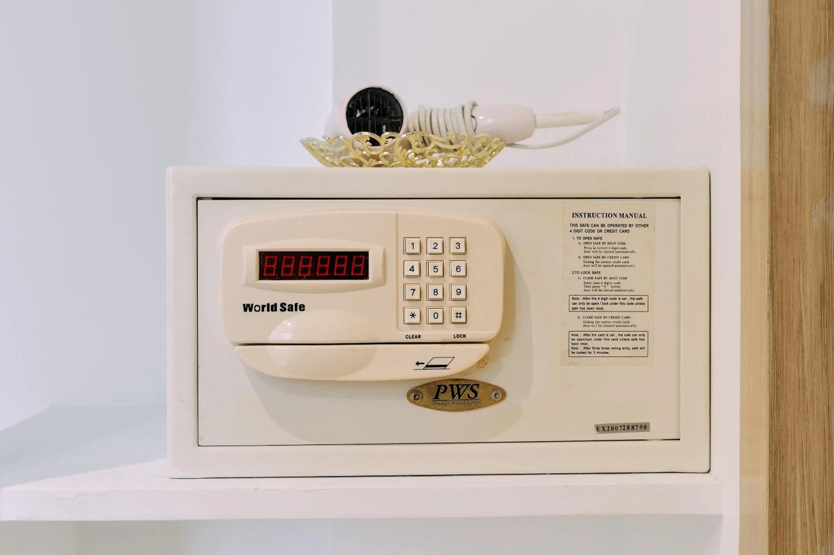 safe in Tori crown hotel