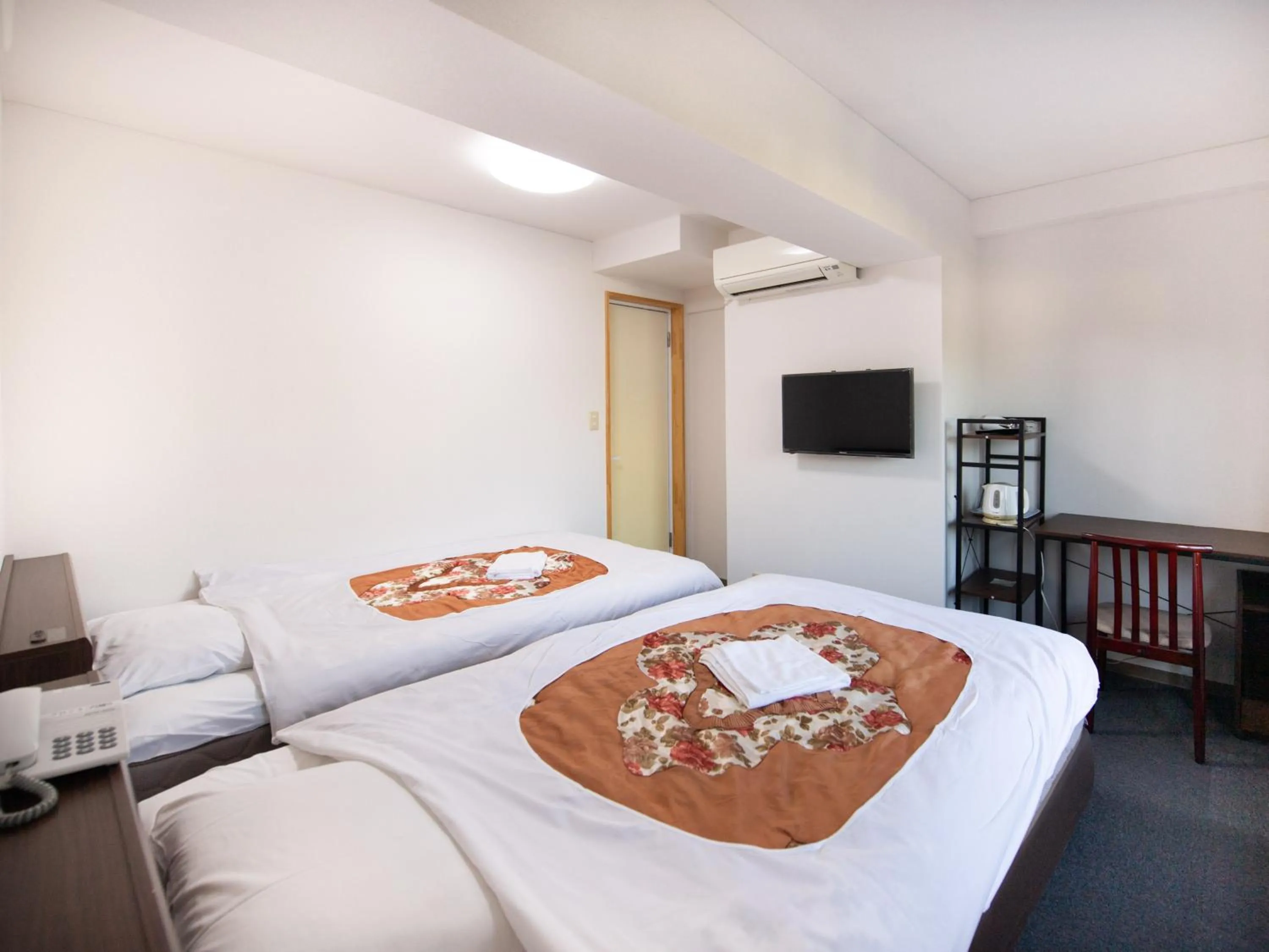 Photo of the whole room, Bed in Tabist Hotel Yamashiro Onsen