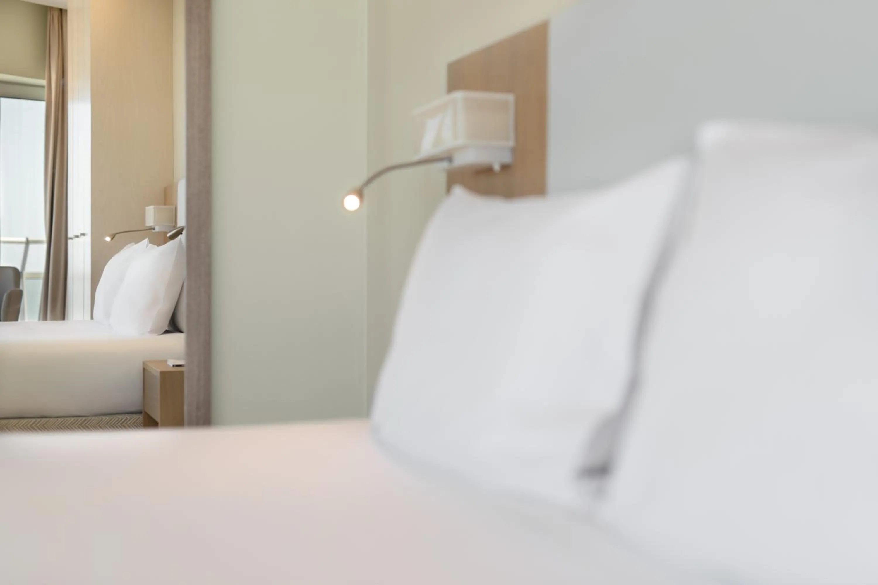 Bed in Eurostars Oasis Plaza