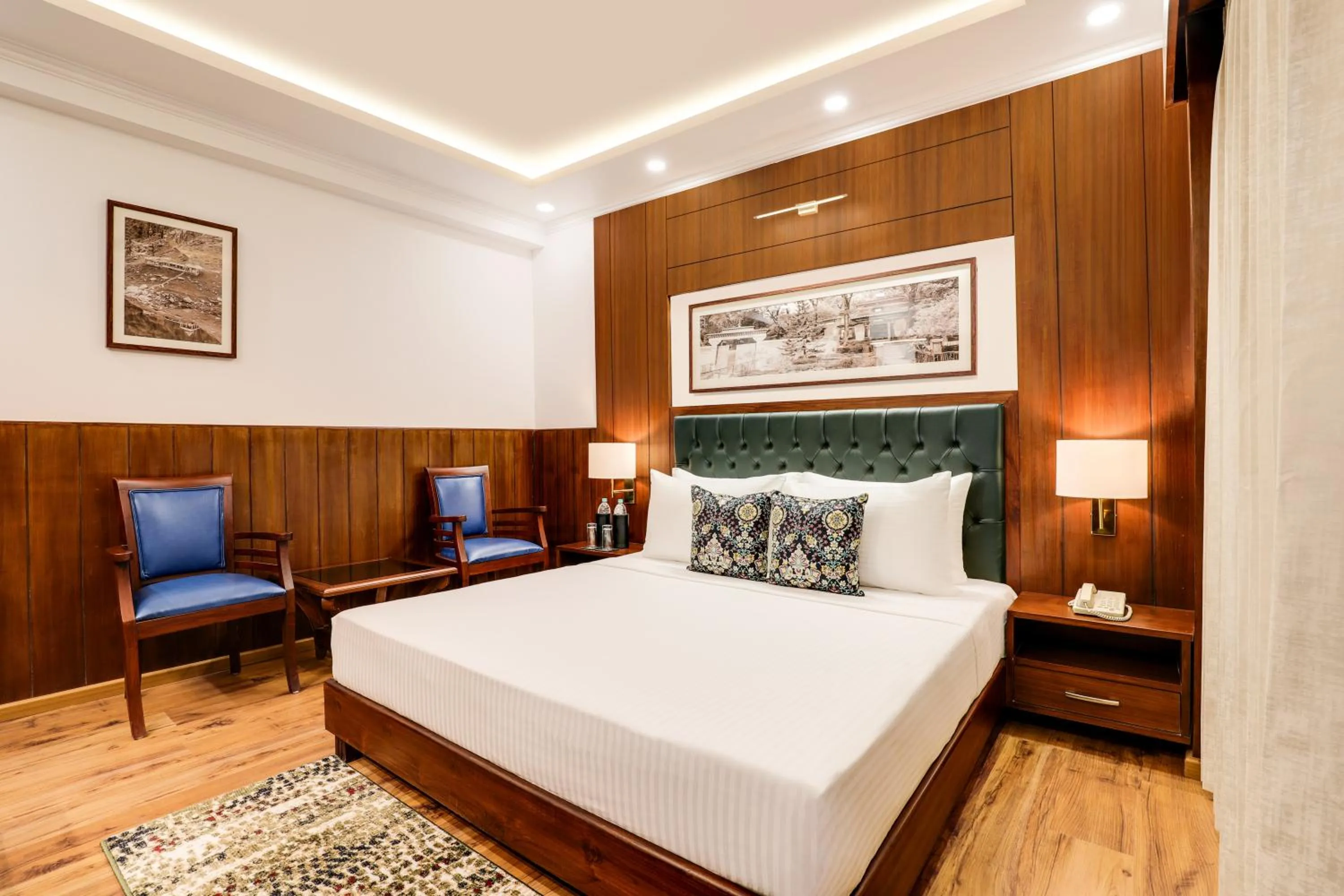 Bed in Lemon Tree Hotel, Mcleodganj