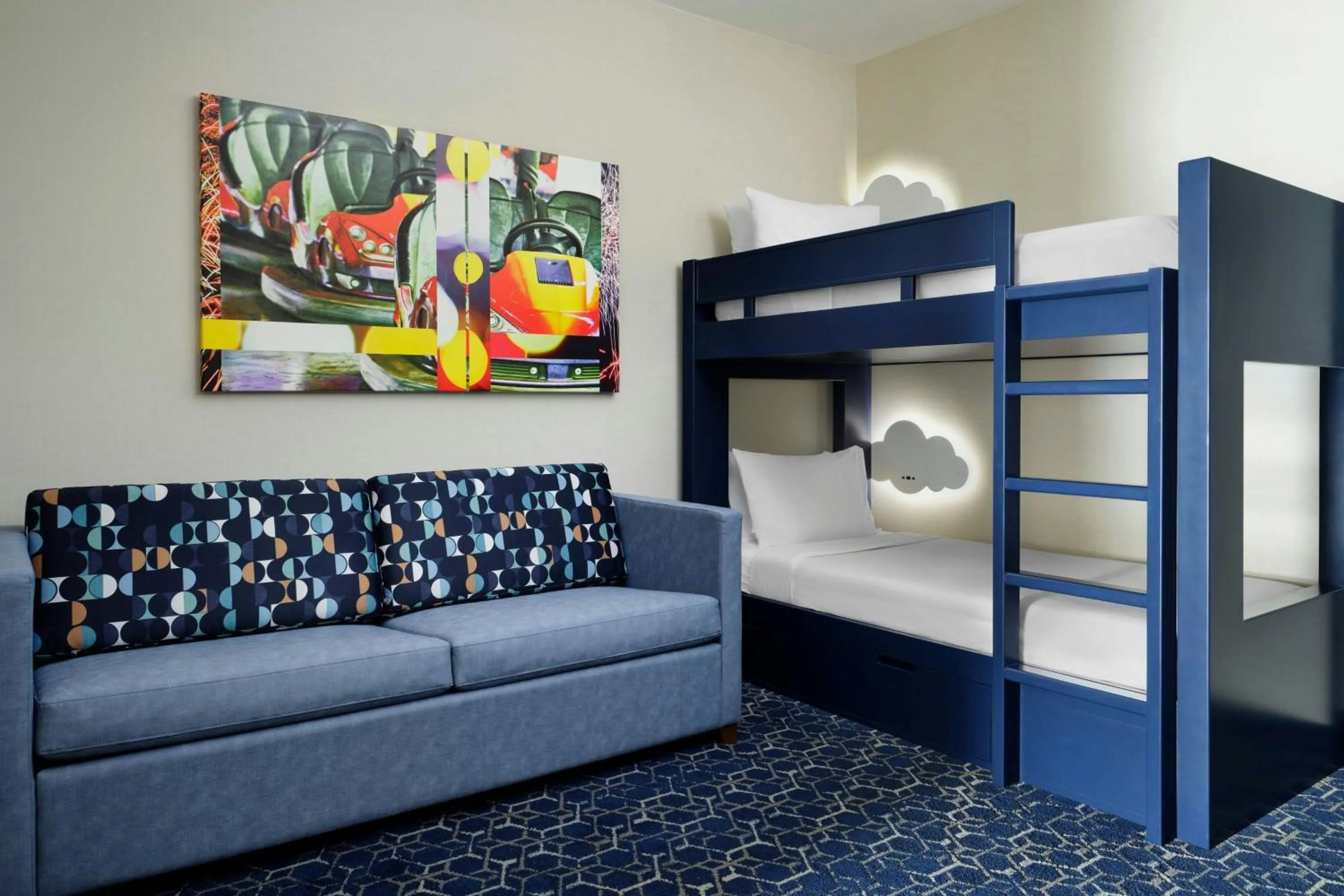 Photo of the whole room, Bed in SpringHill Suites by Marriott at Anaheim Resort Area/Convention Center