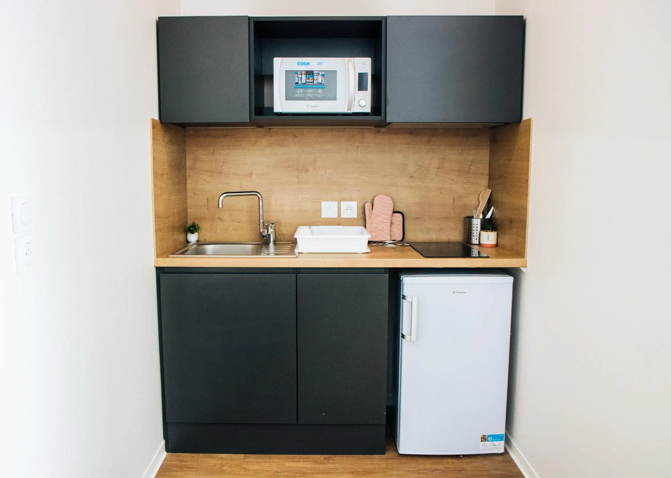 Kitchen or kitchenette in Twenty Business Flats Béziers