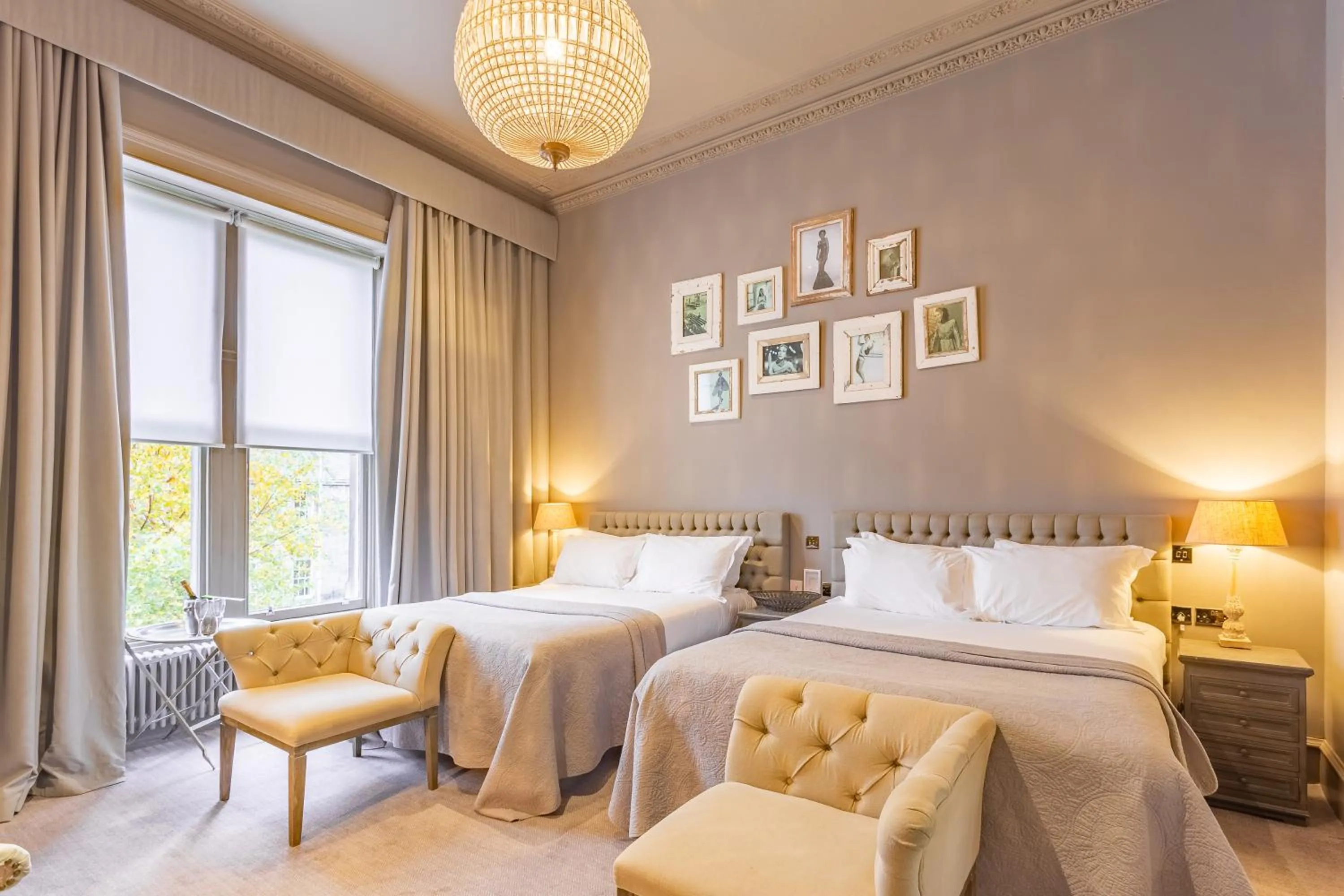 Photo of the whole room, Bed in Murrayfield Hotel