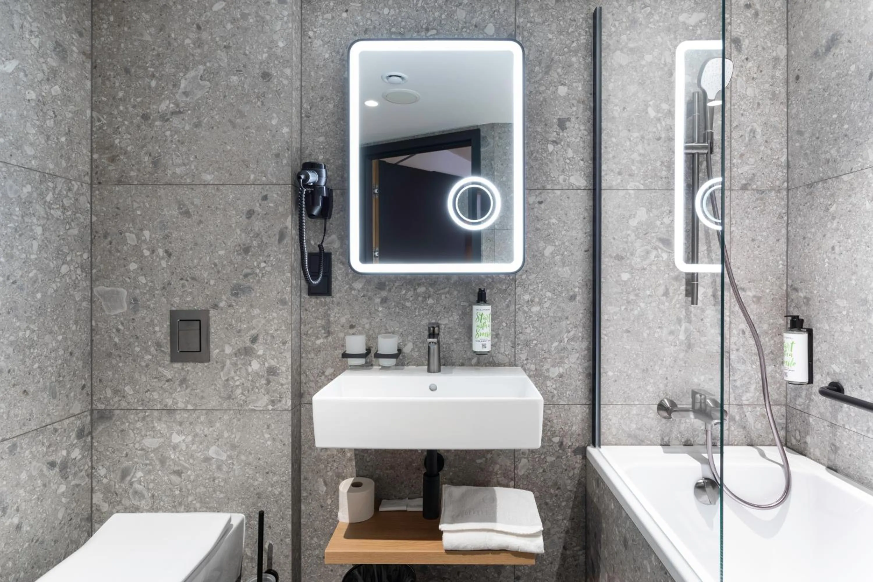 Bathroom in Qubus Hotel Katowice