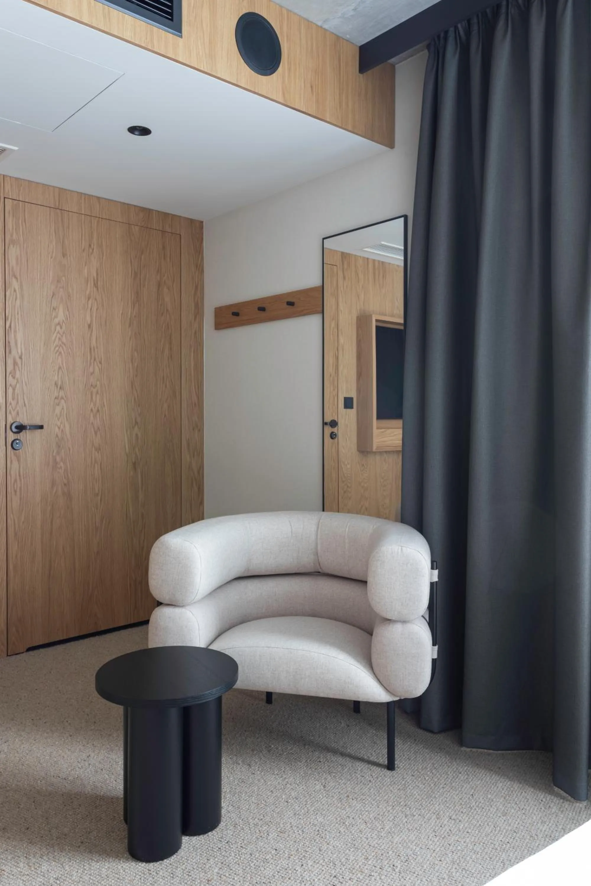 Seating area in Qubus Hotel Katowice