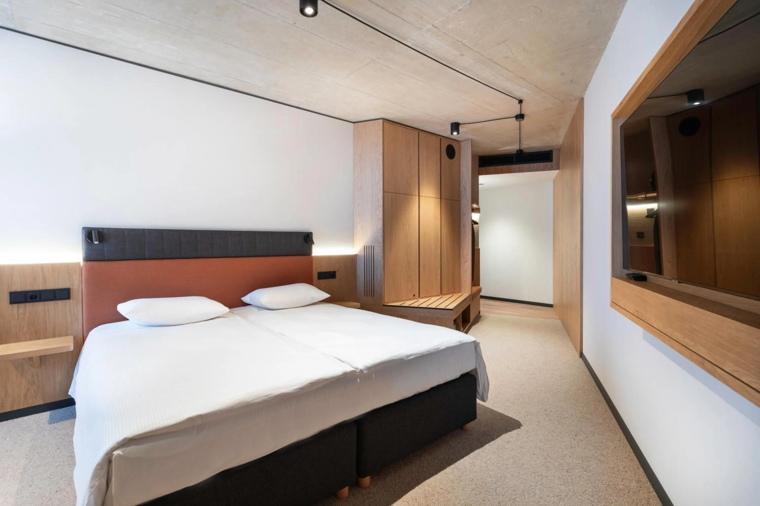 Bed in Qubus Hotel Katowice