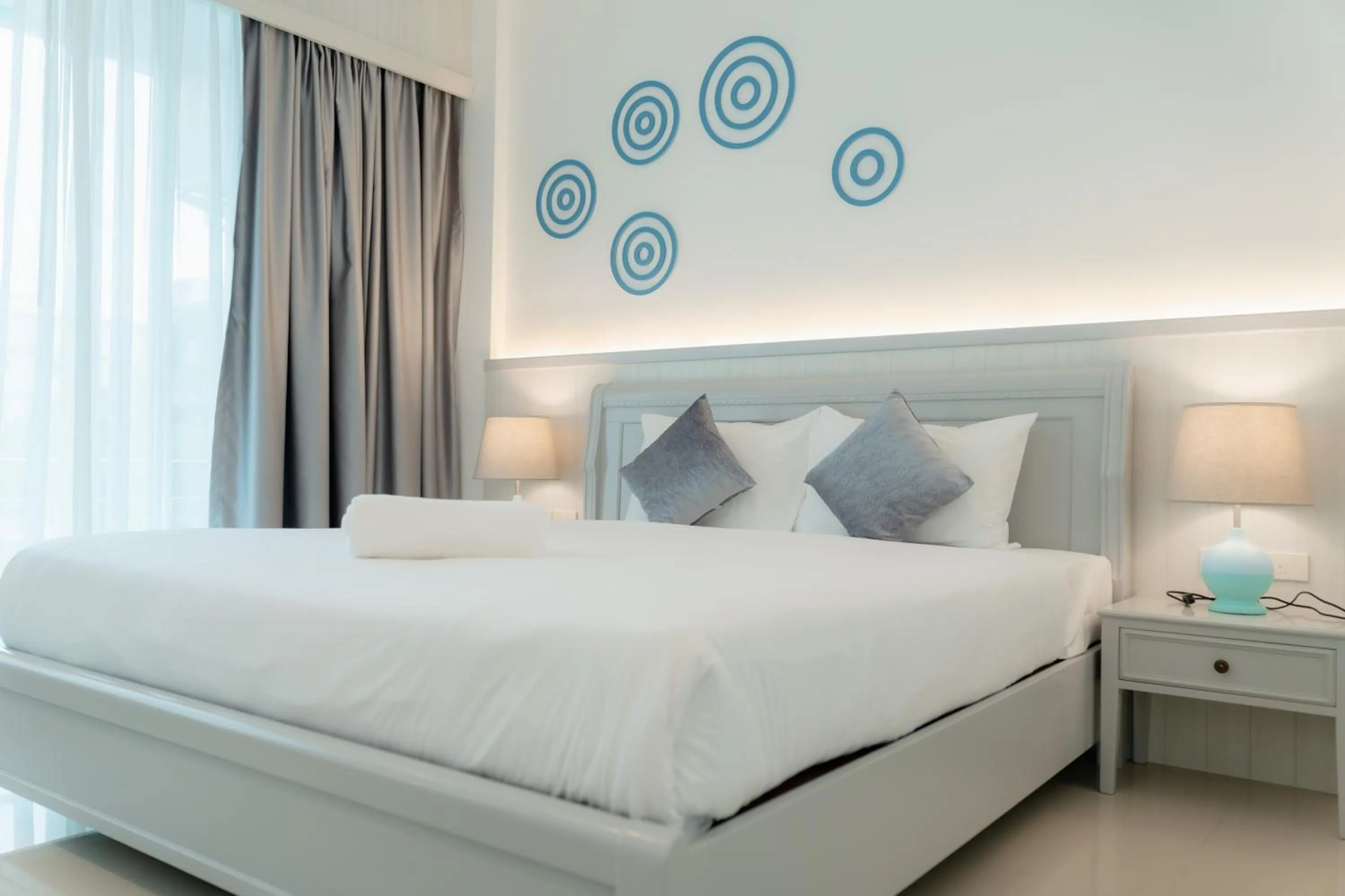 Photo of the whole room, Bed in Apo Hotel