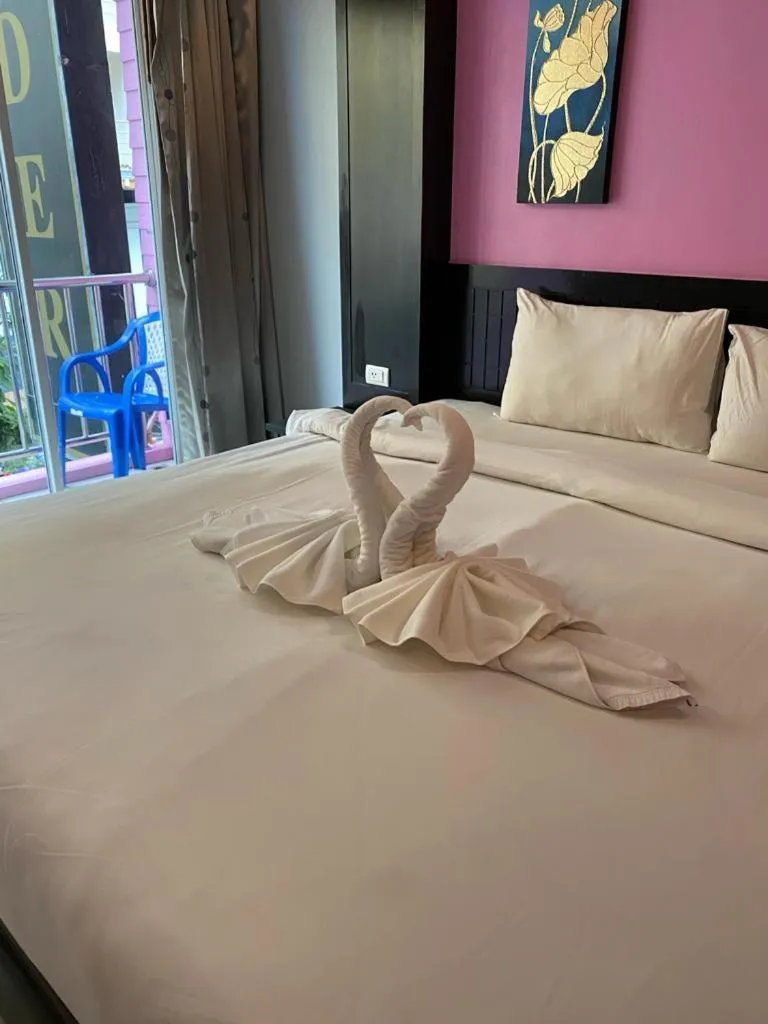 Bed in New Lavender Hotel Patong