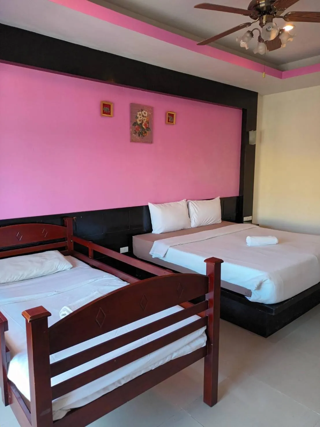 Bed in New Lavender Hotel Patong