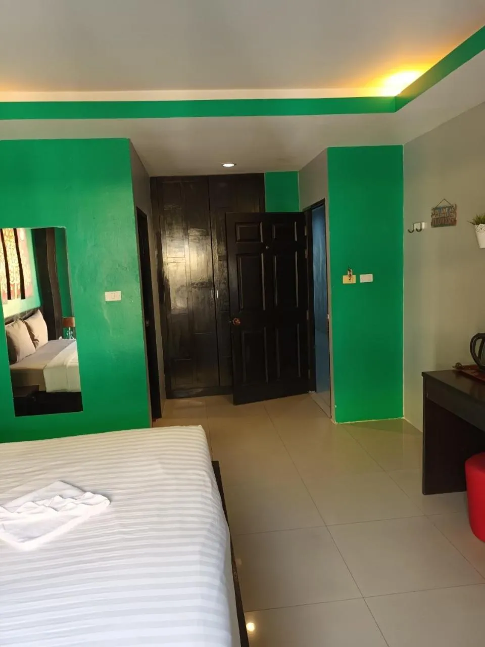 Bed in New Lavender Hotel Patong