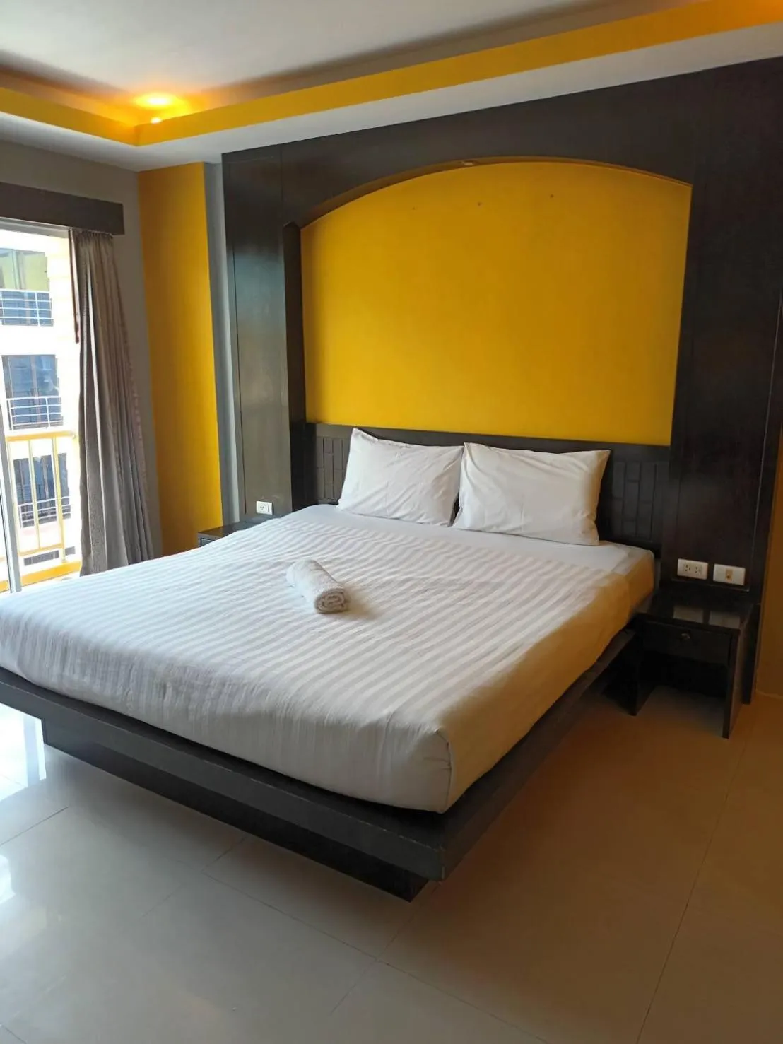 Bed in New Lavender Hotel Patong