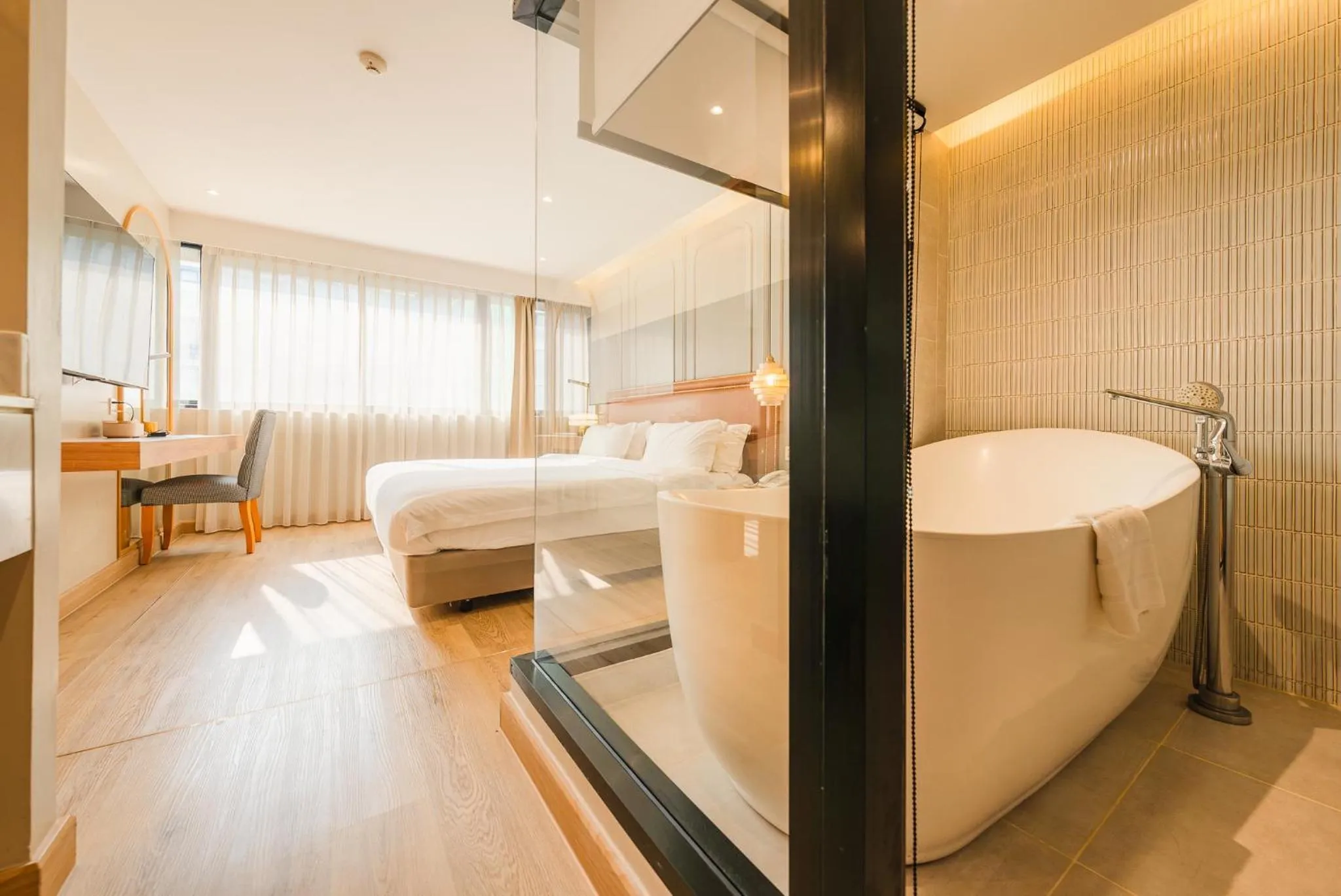 Bathroom, Bed in THEE Bangkok by TH District "newly renovated"