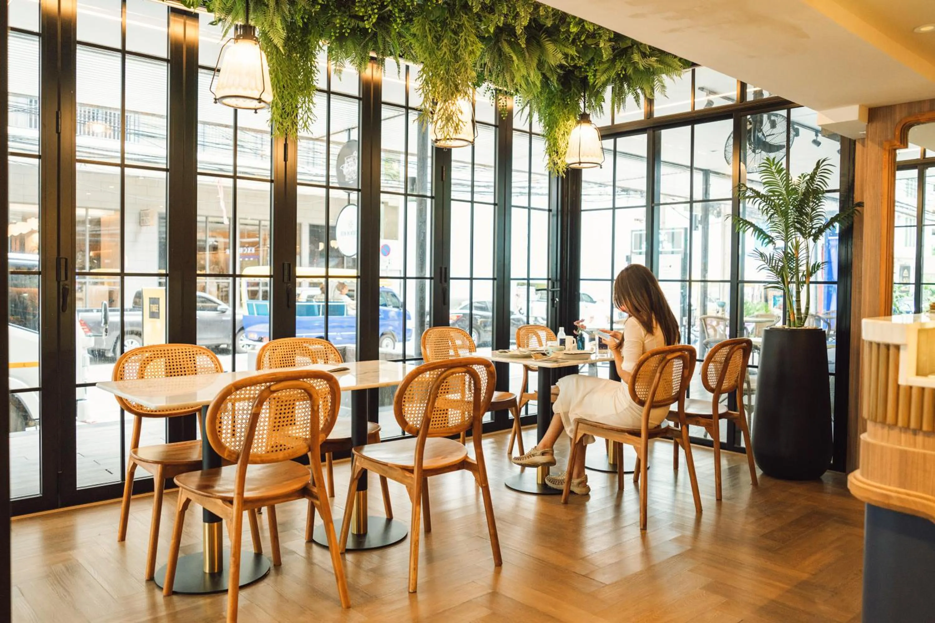 Restaurant/places to eat in THEE Bangkok by TH District "newly renovated"