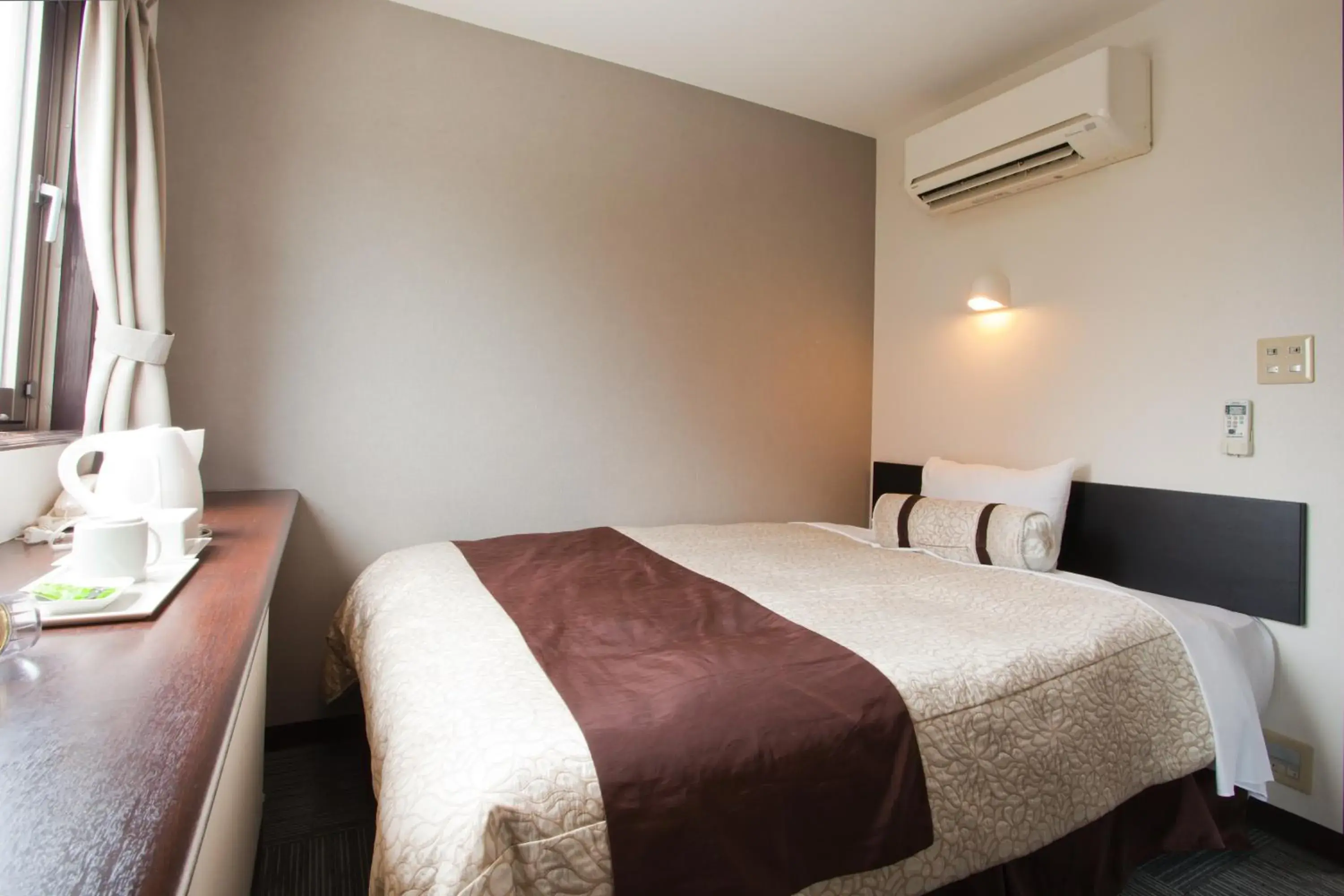 Semi Double Room - Smoking in Kakegawa Station Hotel Semi Double Room - Smoking in Kakegawa Station Hotel