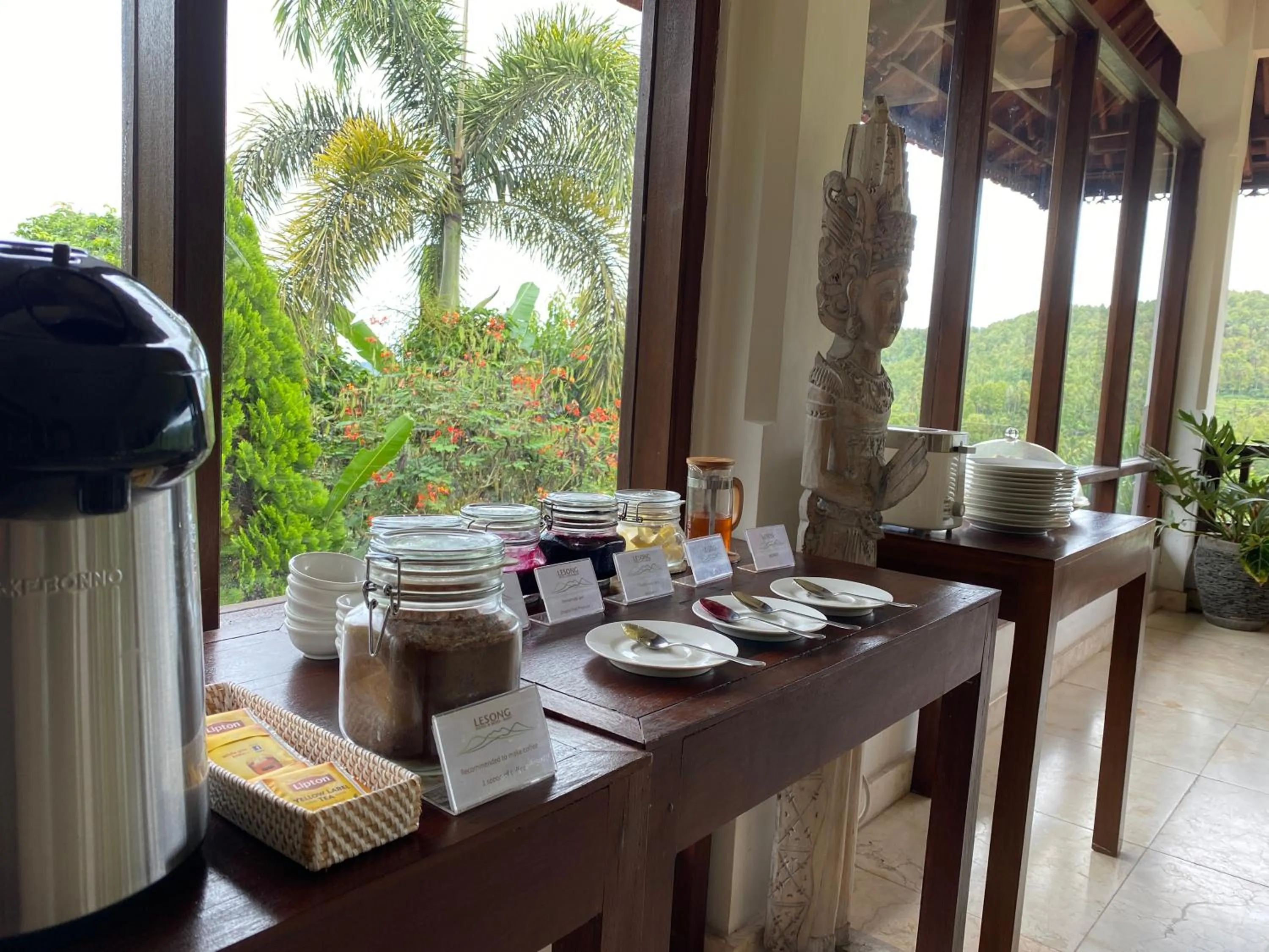 Breakfast in Lesong Hotel and Restaurant