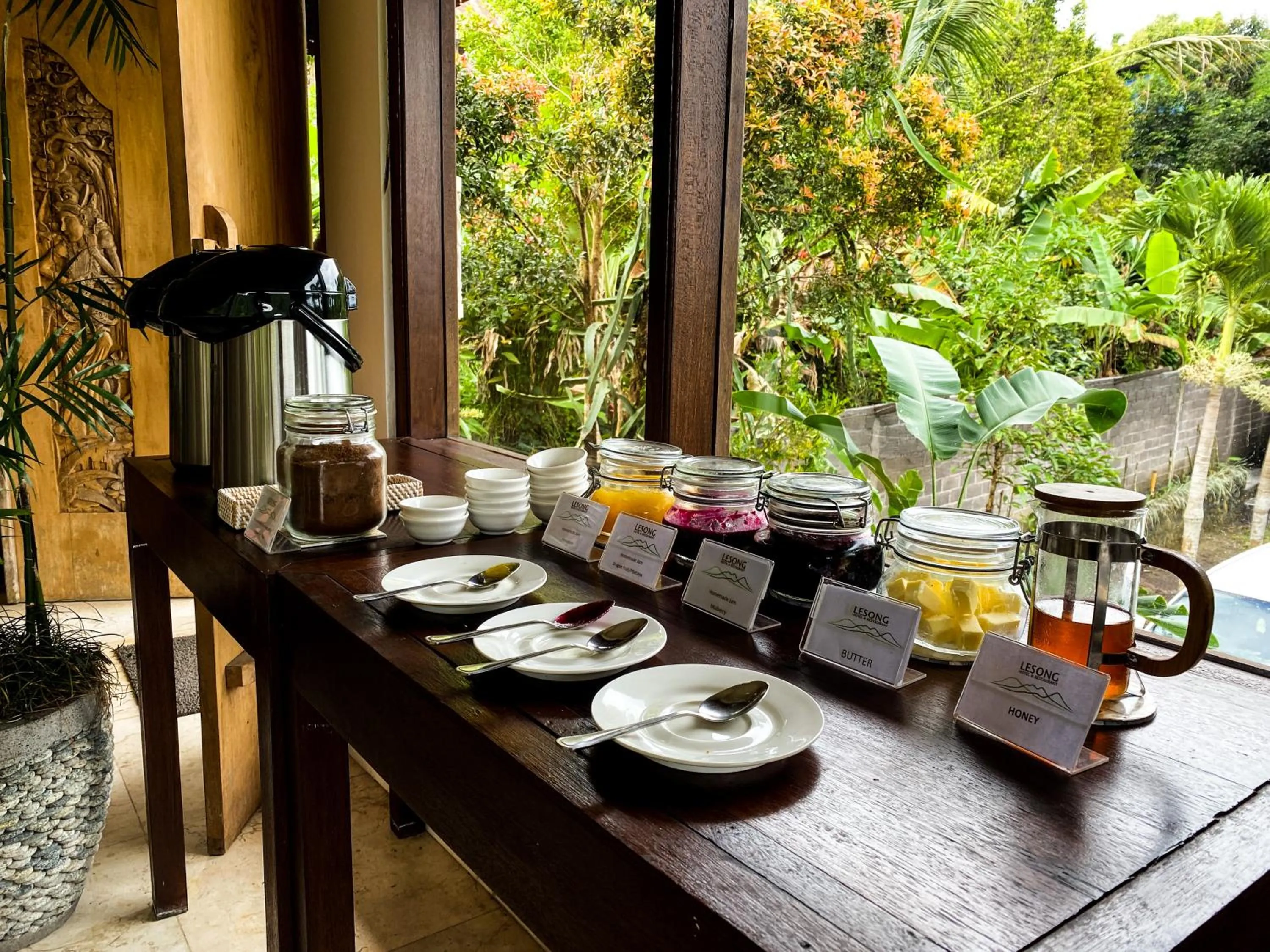 Breakfast in Lesong Hotel and Restaurant