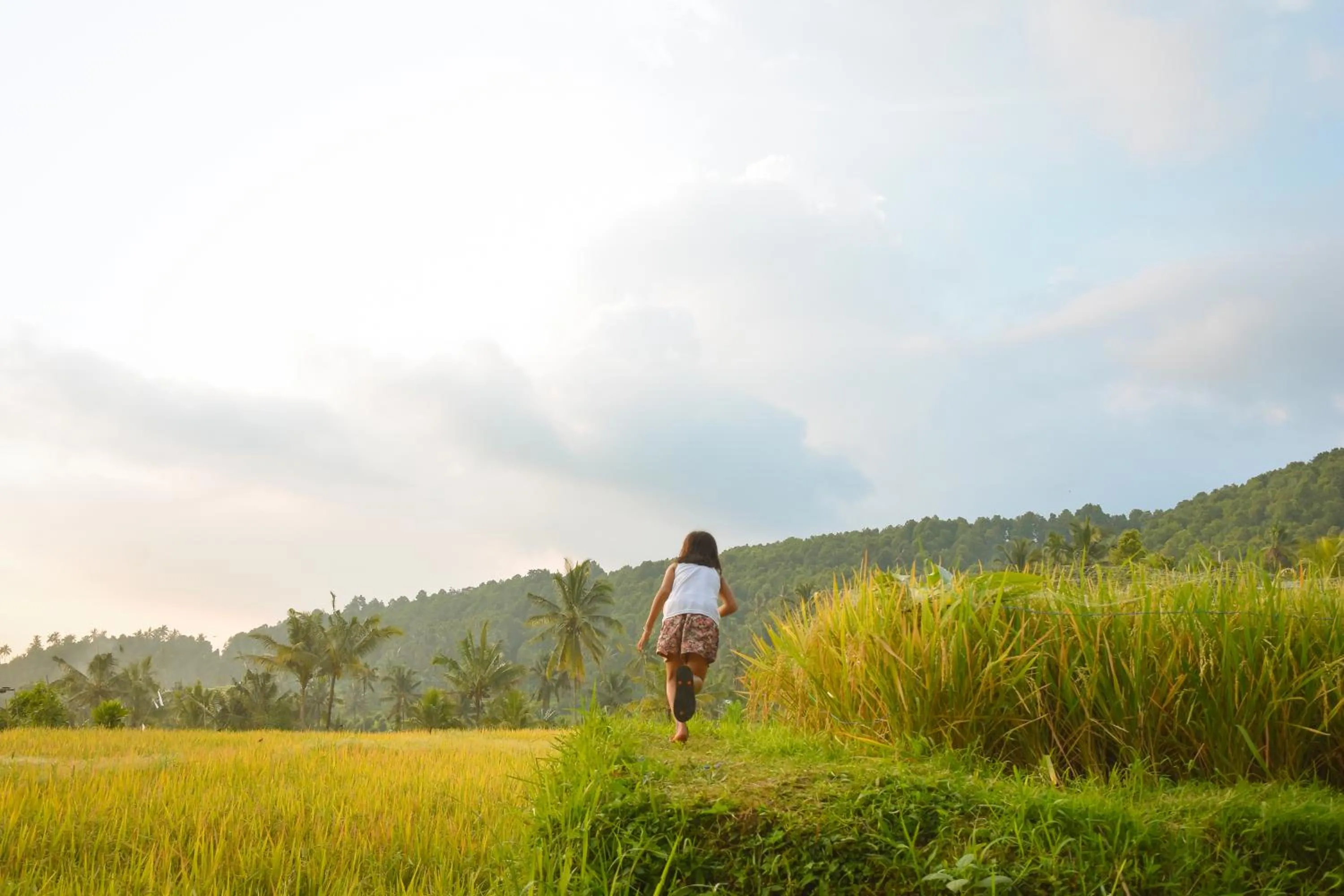 People in Lesong Hotel and Restaurant