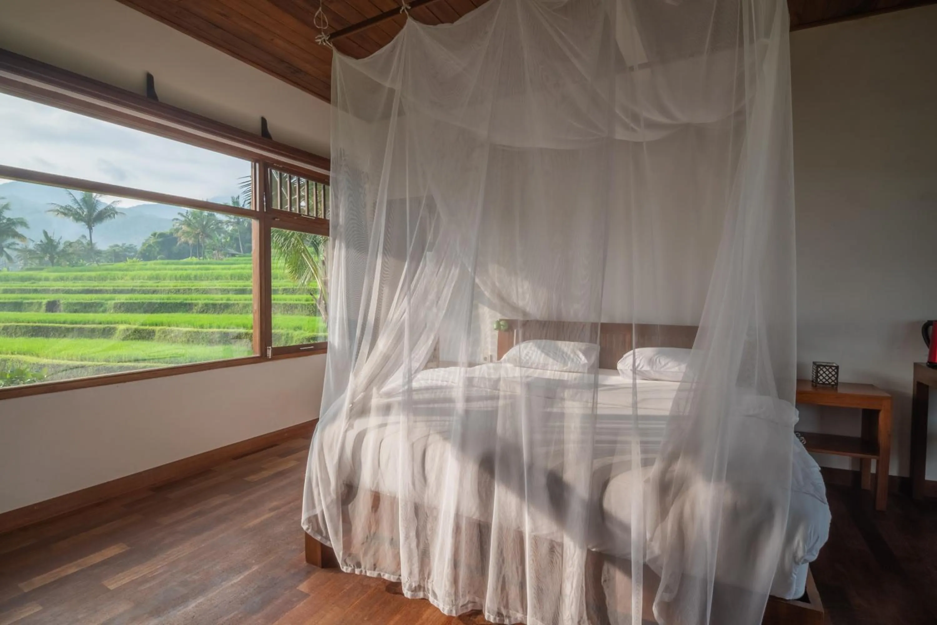 Bed in Lesong Hotel and Restaurant