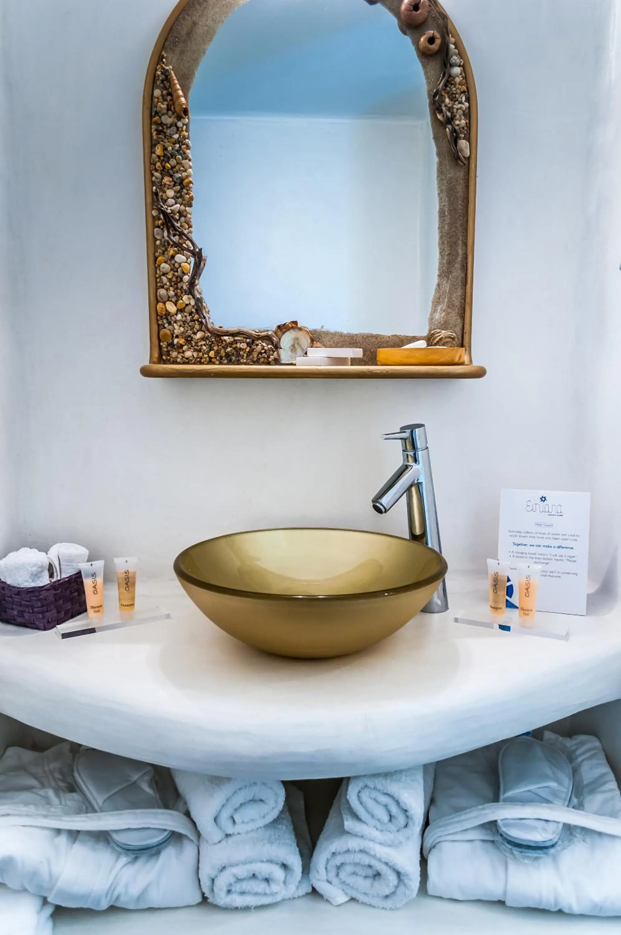 Bathroom in Eiriana Luxury Suites