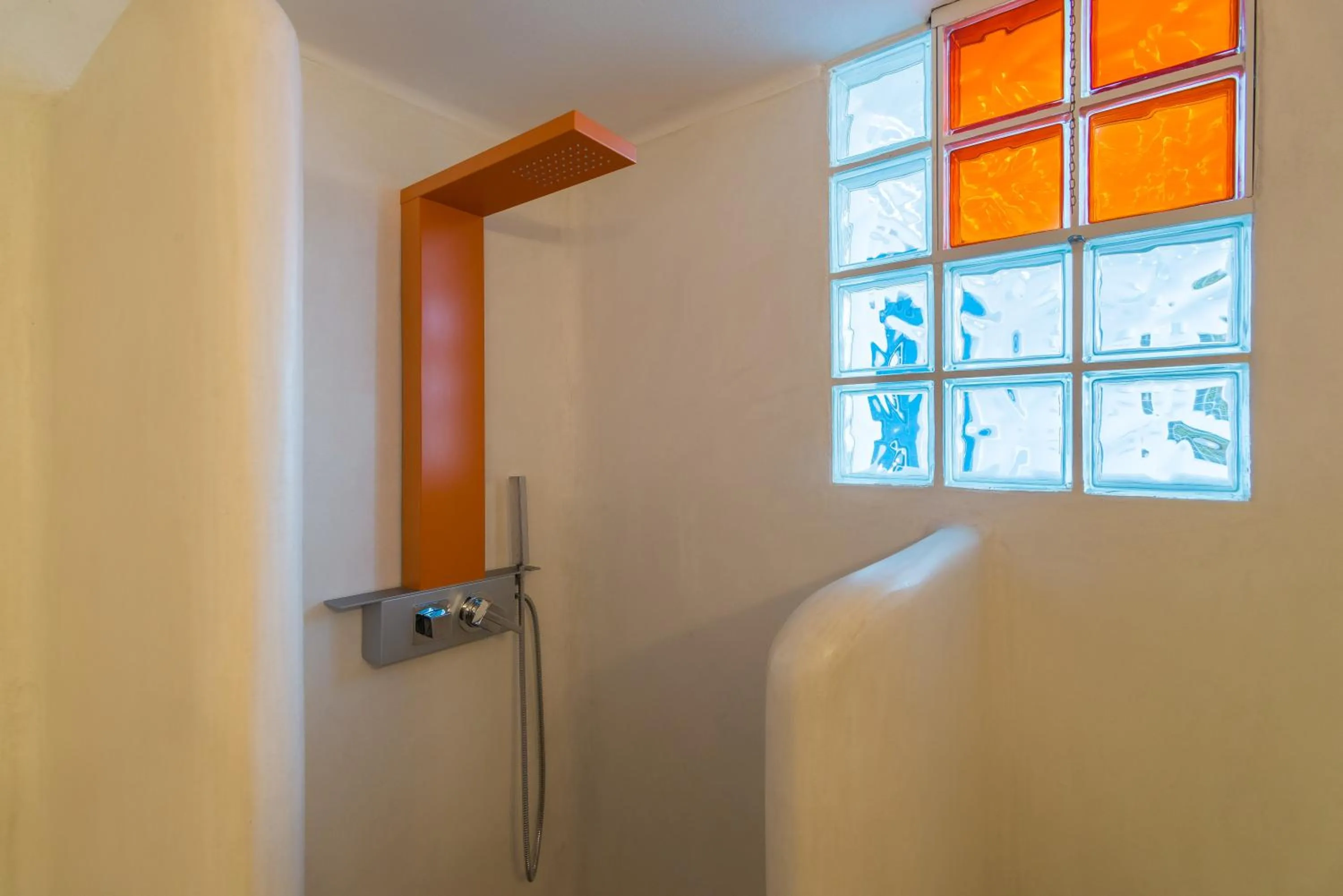 Shower in Eiriana Luxury Suites