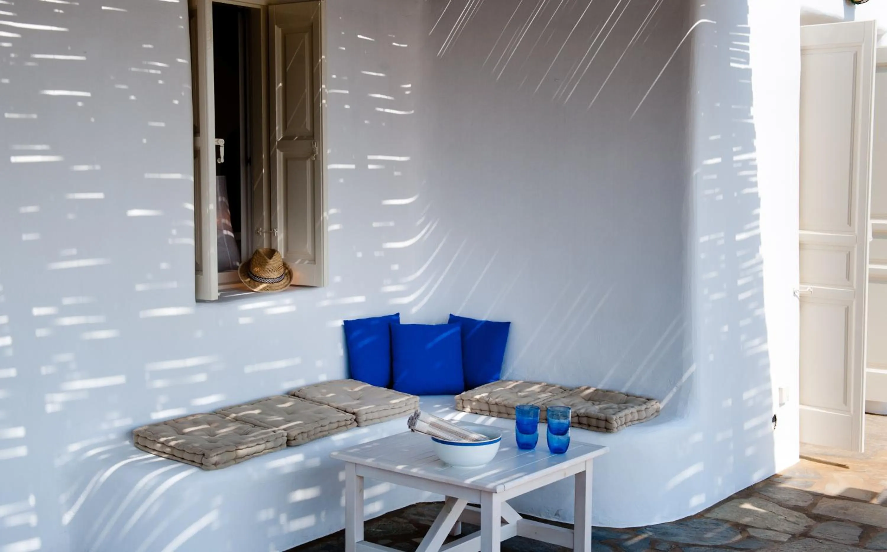 Decorative detail in Villas Kappas